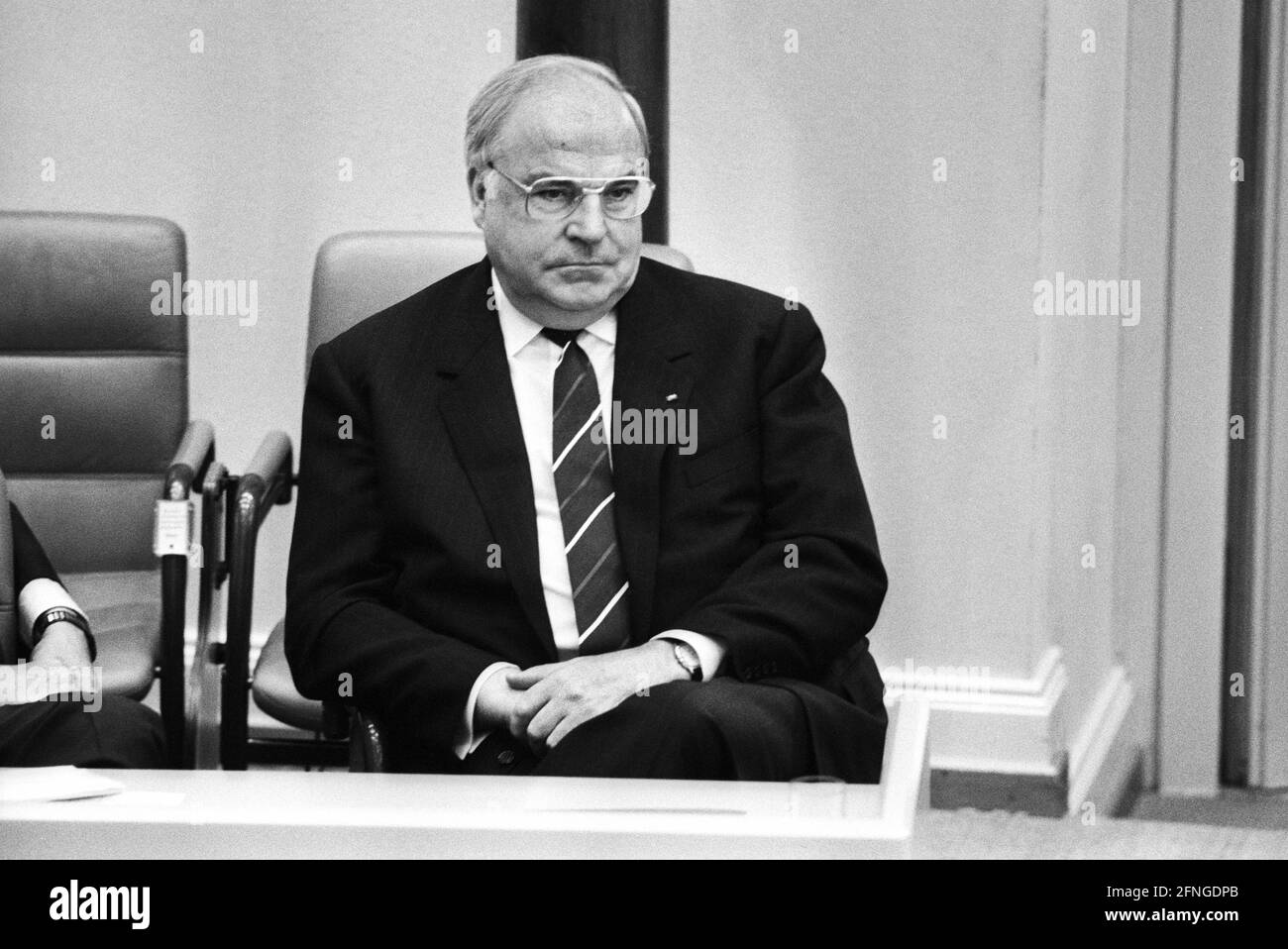 Deutschland, Bonn , 21.06.1990 Archiv-Nr.: 17-49-01 Bundestagsdebatte über die polnische Grenze und den Staatsvertrag Foto: Bundeskanzler Helmut Kohl Stockfoto