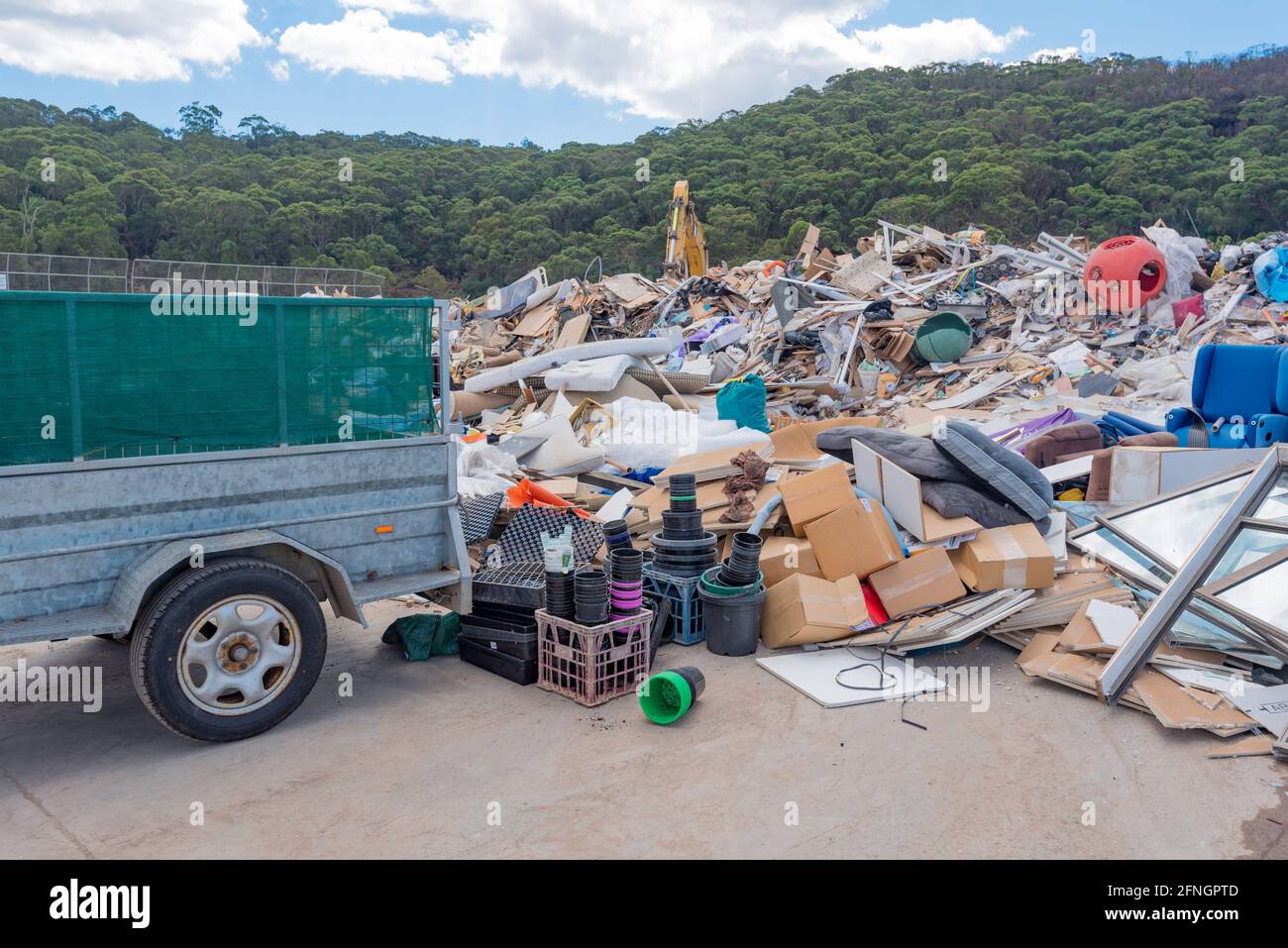 Allgemeiner fester Abfall oder nicht abfallbarer Abfall auf einer Deponie in Sydney, Australien Stockfoto