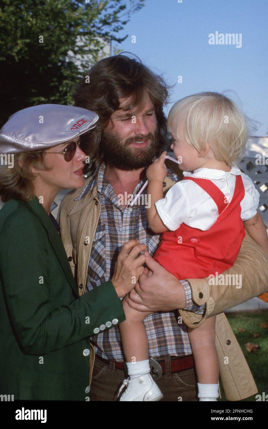 Kurt Russell Saison Hubley und Sohn Boston Russell um 1981 Credit