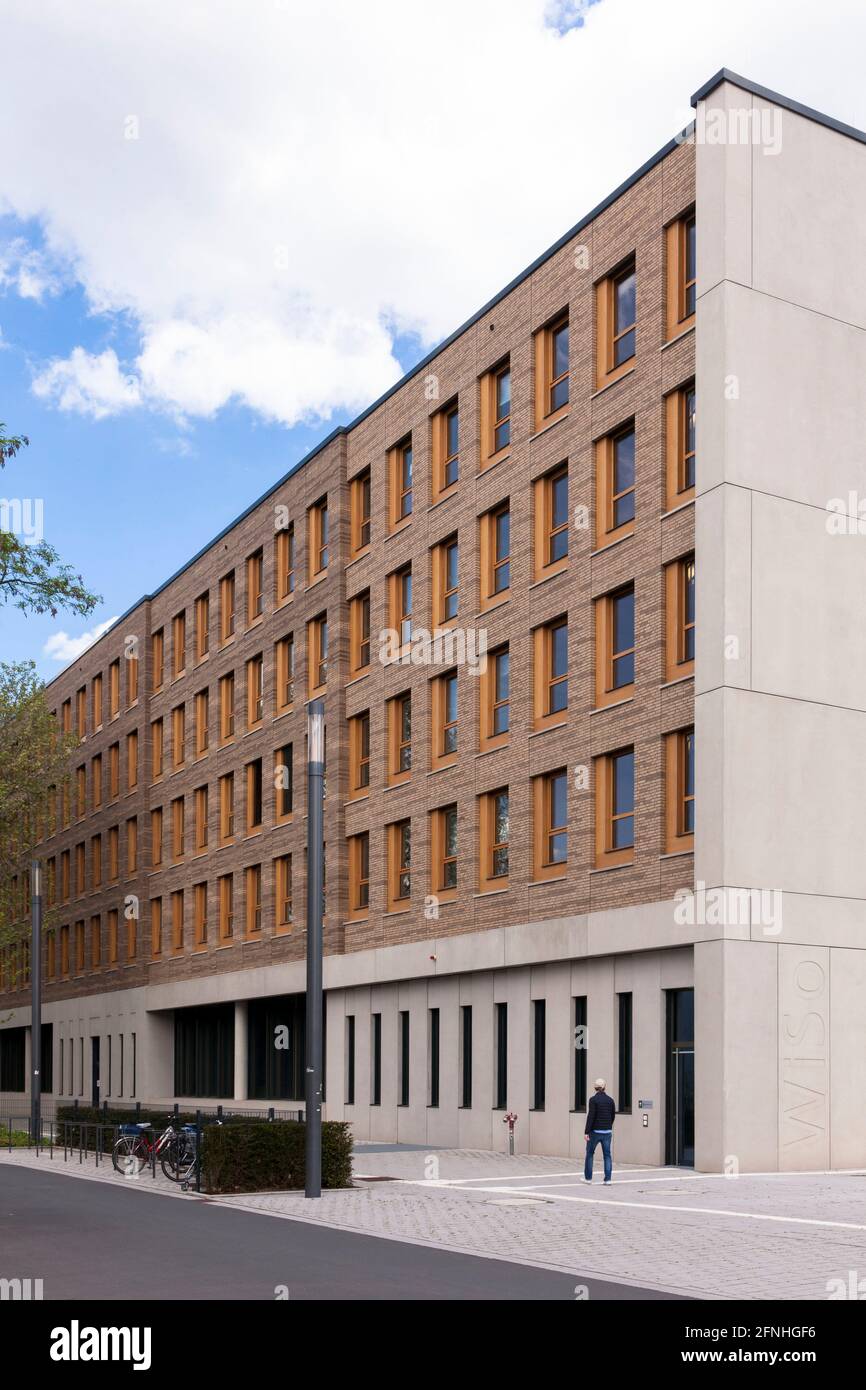 Wirtschafts- und Sozialwissenschaftliche Fakultät Gebäude der Universität zu Köln im Stadtteil Lindenthal, Köln, Deutschland. Wirtschafts- Stockfoto