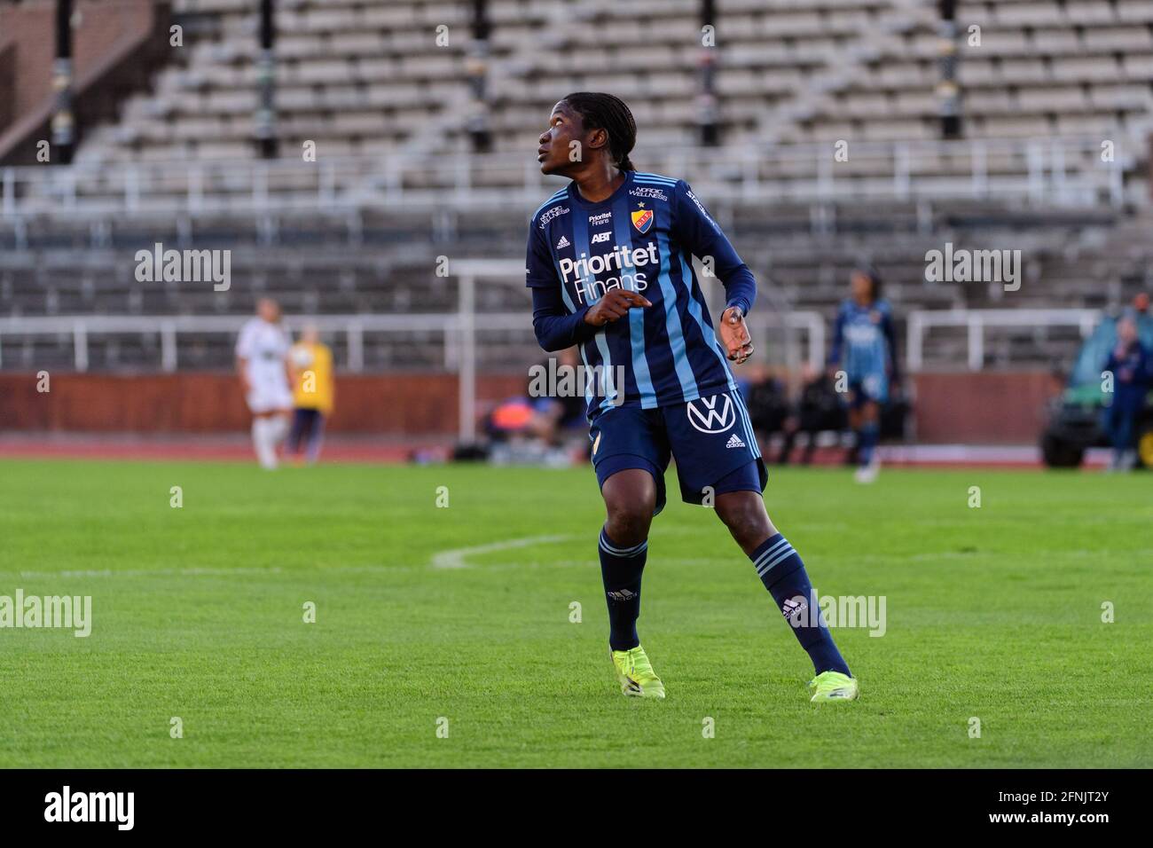 Stockholm, Schweden. Mai 2021. Alexandra Takounda (19 Djurgarden) während  des OBOS Damallsvenskan-Spiels zwischen Djurgardens IF FF Dam und BK Hacken  im Stockholms Stadion in Stockholm, Schweden Credit: SPP Sport Press Photo.  /Alamy