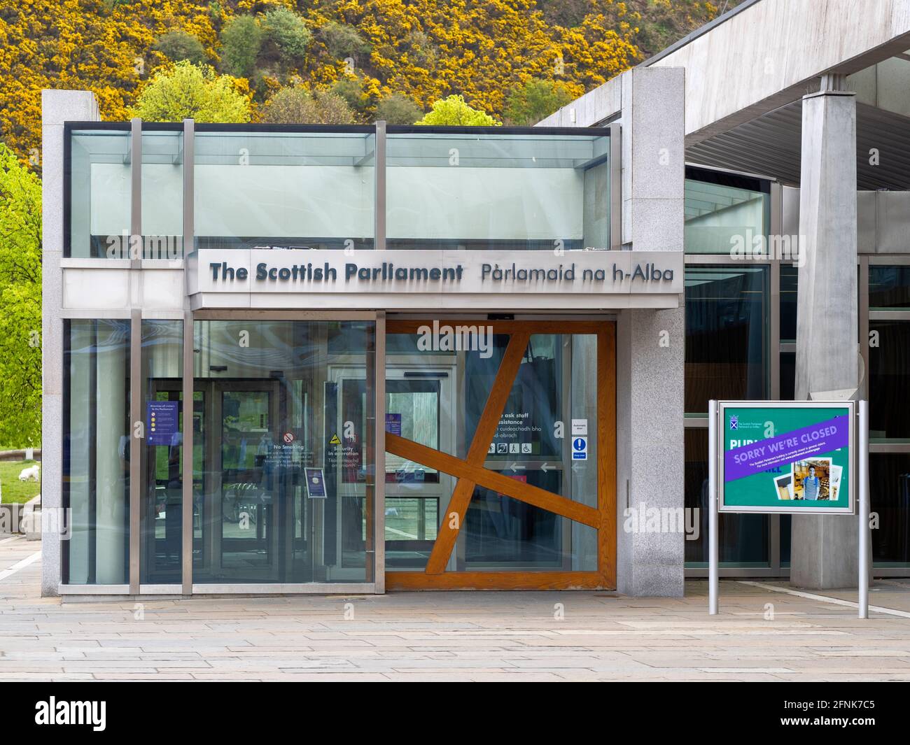 Eingang des schottischen Parlaments, Edinburgh, Schottland, Großbritannien. Stockfoto