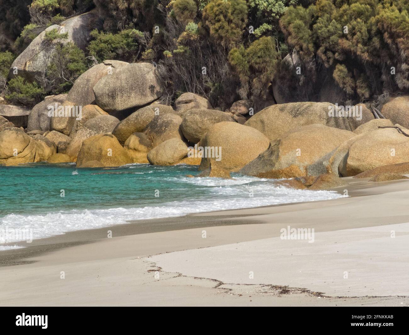 Granitfelsen am südlichen Ende des Waterloo Bay Beach - Wilsons Promontory, Victoria, Australien Stockfoto
