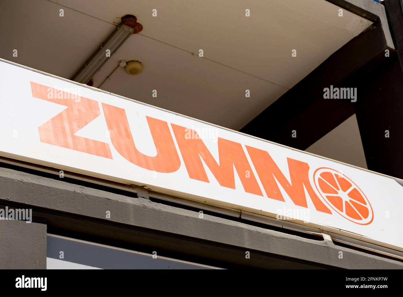 Valencia, Spanien. Mai 2021. Zummo-Logo auf dem Circuit Ricardo Tormo. (Foto: Xisco Navarro/SOPA Images/Sipa USA) Quelle: SIPA USA/Alamy Live News Stockfoto