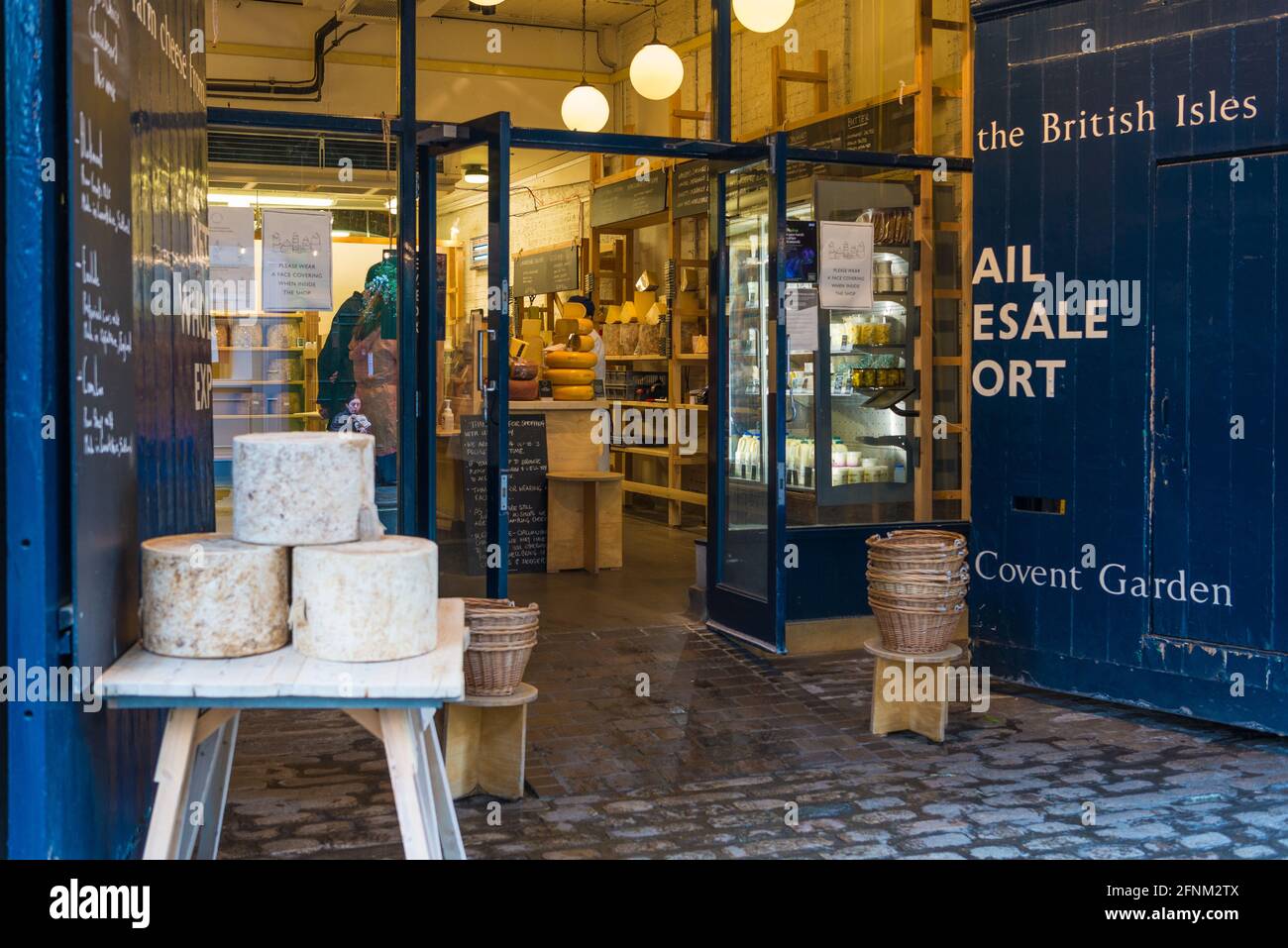 Neal's Yard Dairy Borough Market Shop in Park Street, London, England, Großbritannien Stockfoto