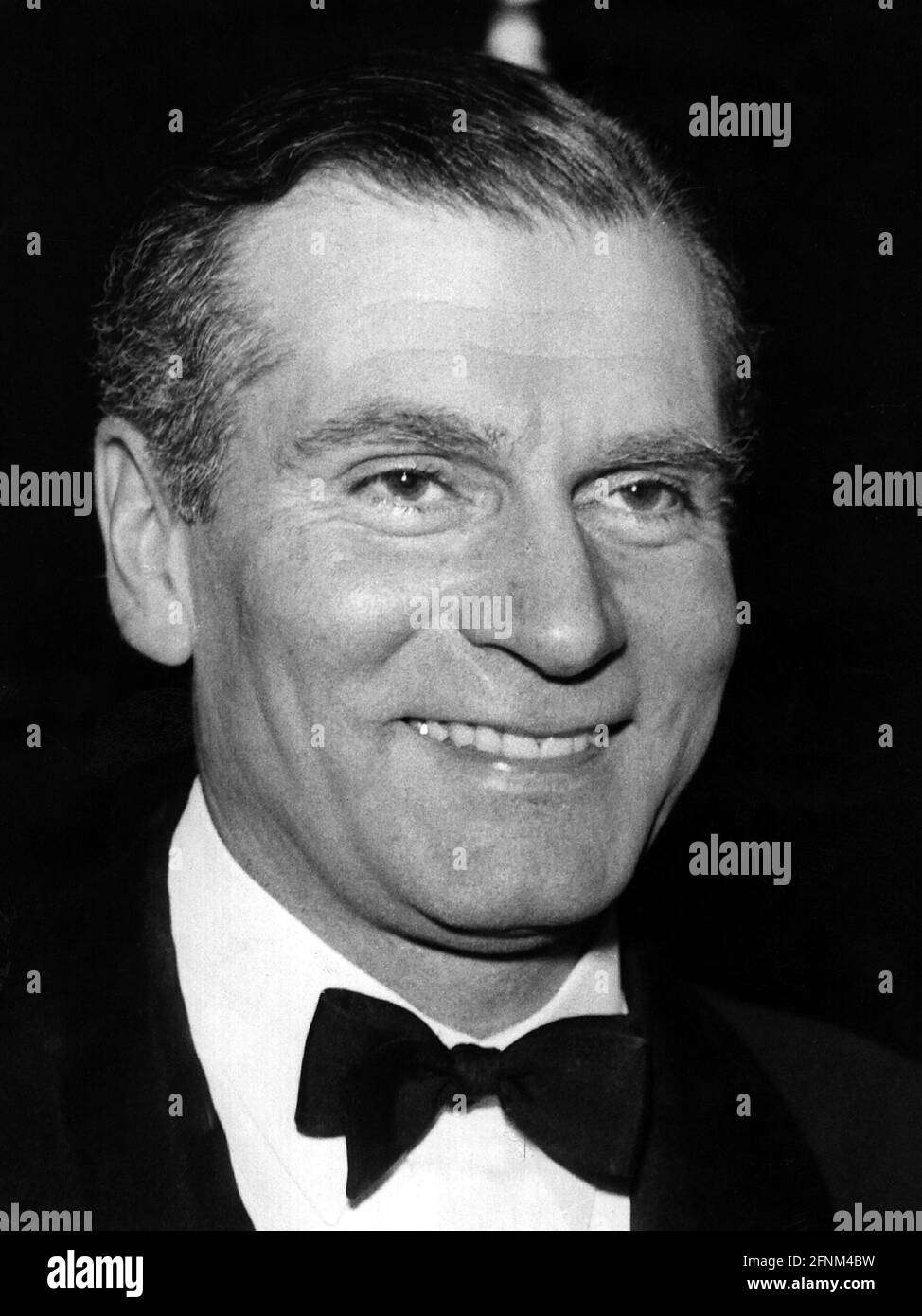 Olivier, Laurence Sir, 22.5.1907 - 11.7.1989, britischer Schauspieler, Porträt, 50er Jahre, Fliege, ZUSÄTZLICHE-RIGHTS-CLEARANCE-INFO-NOT-AVAILABLE Stockfoto