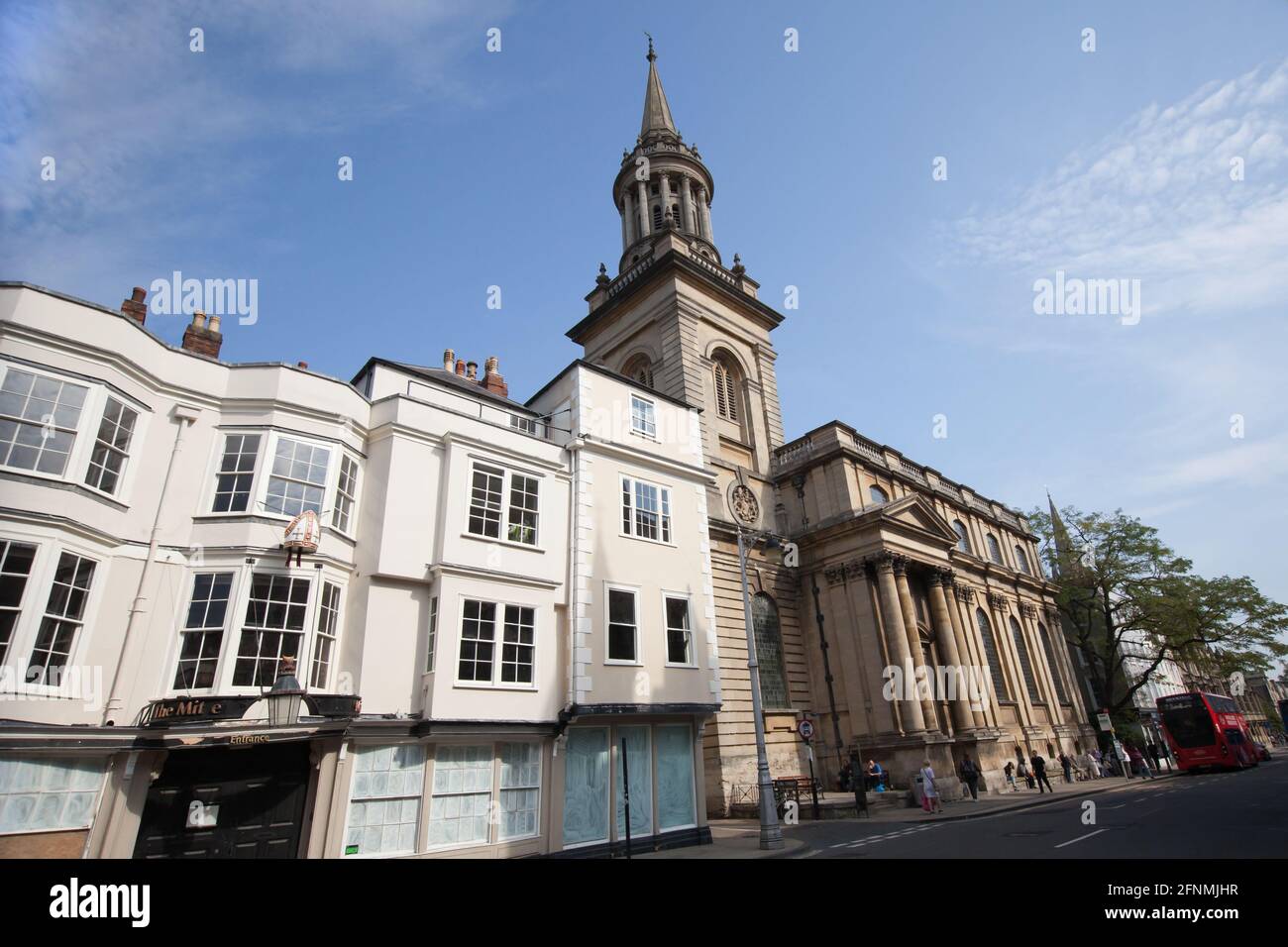 All Saints Church, heute Lincoln College Library in der Oxford High Street in Großbritannien, aufgenommen am 15. September 2020 Stockfoto