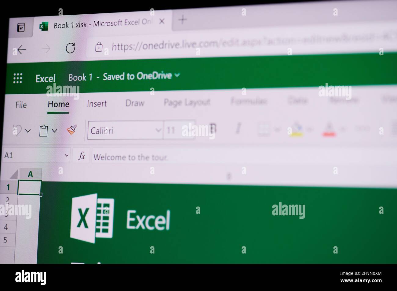 New york, USA - 17. Mai 2021: Überprüfen, wie funktioniert Microsoft Office Excel-App auf dem Bildschirm Makro Nahaufnahme Stockfoto