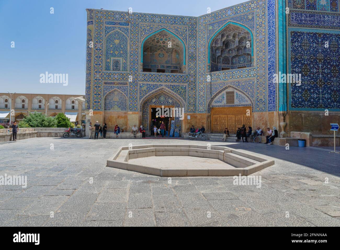 Isfahan, Iran - Juni 2018: Naqsh-e Jahan Square (Imam Square) - eine der UNESCO-Welterbestätten in Isfahan (Esfahan), Iran Stockfoto