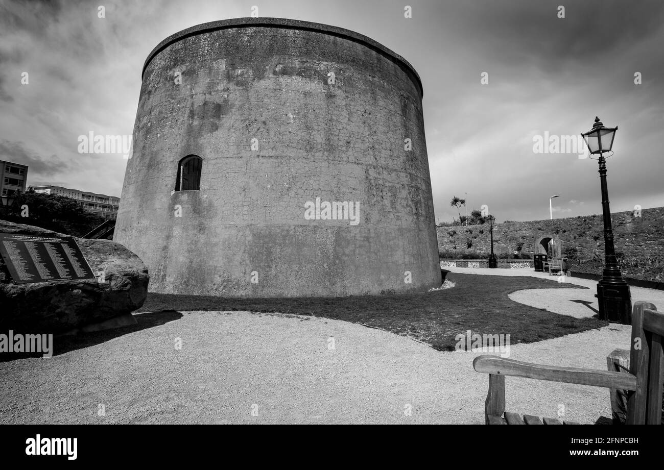 Eastbourne, East Sussex, Großbritannien. Denkmal für die Zivilisten dieser Küstenstadt, die während der Angriffe deutscher Flugzeuge aus dem 2. Weltkrieg getötet wurden. Stockfoto