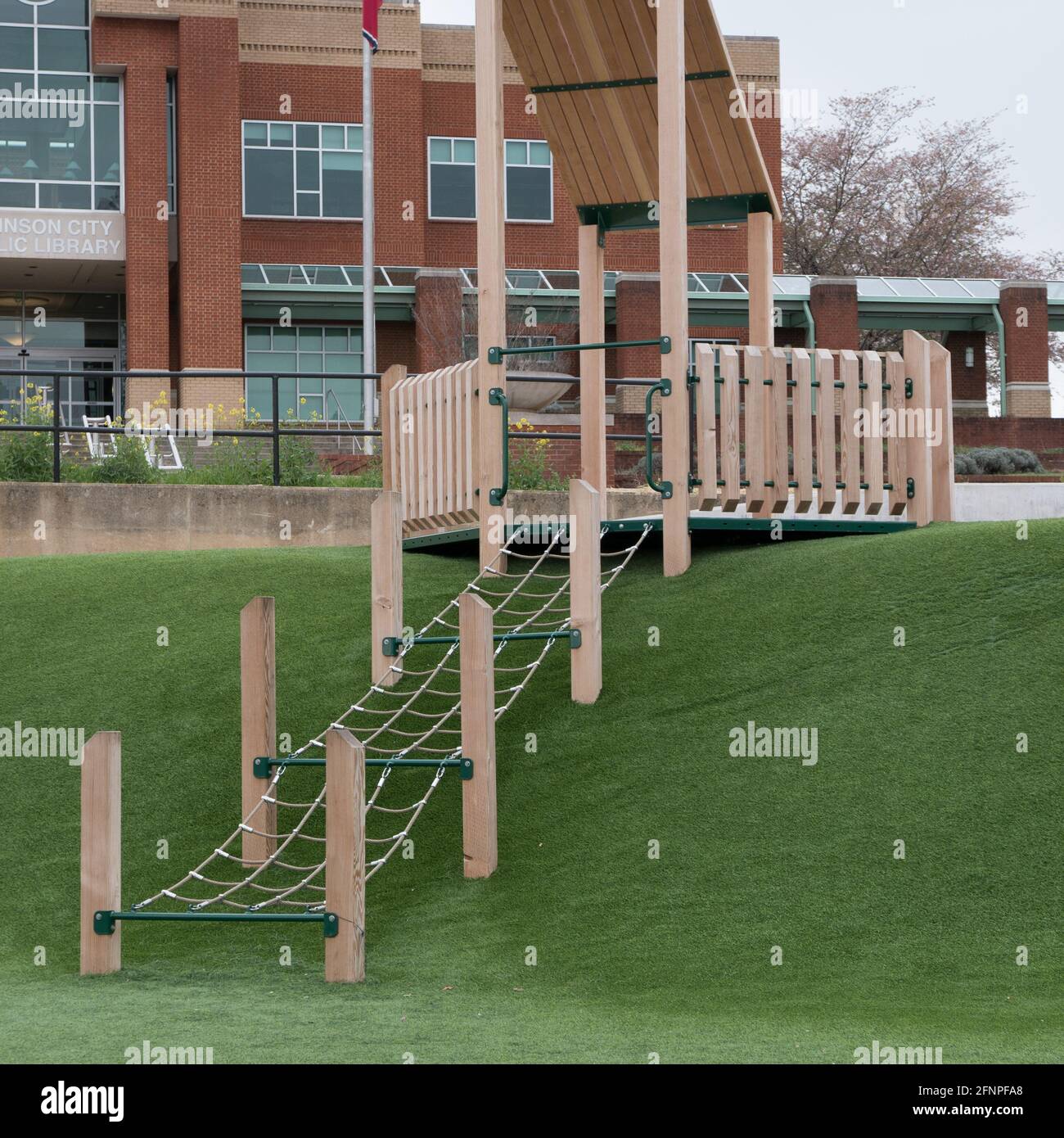 Johnson City, Tennessee Vereinigte Staaten 2021-04-04 King Commons Park - Neuer Spielplatz Stockfoto