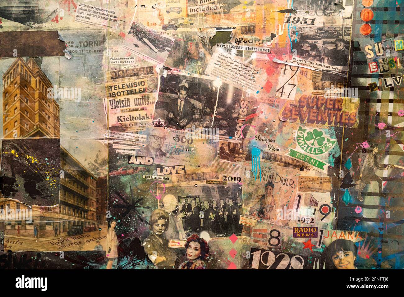 Collagekunst von Ale Lauraeus auf dem Bauzaun des Hotel Torni in Helsinki, Finnland Stockfoto