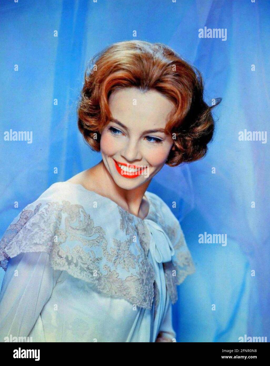 LESLIE CARON Französisch-amerikanische Filmschauspielerin um 1955 Stockfoto