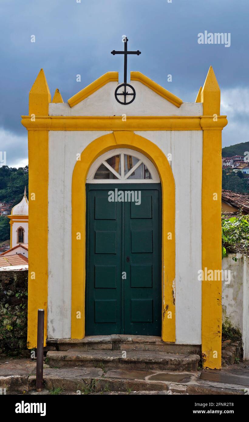 Kleine Kapelle in Ouro Preto, Brasilien Stockfoto