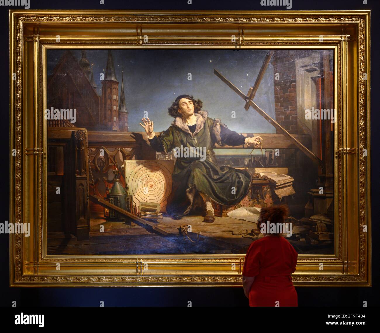 National Gallery, London, Großbritannien. 18 Mai 2021. Vom 21. Mai bis zum 22. August 2021 wird in der Nationalgalerie ein ikonisches Gemälde des Astronomen Copernicus von Jan Matejko (polnisch, 1838-93) ausgestellt. Die große Leinwand mit dem Titel „der Astronom Kopernikus: Gespräche mit Gott‘ ist Leihgabe des Jagiellonen-Universitätsmuseums in Krakau. Kredit: Malcolm Park/Alamy Stockfoto