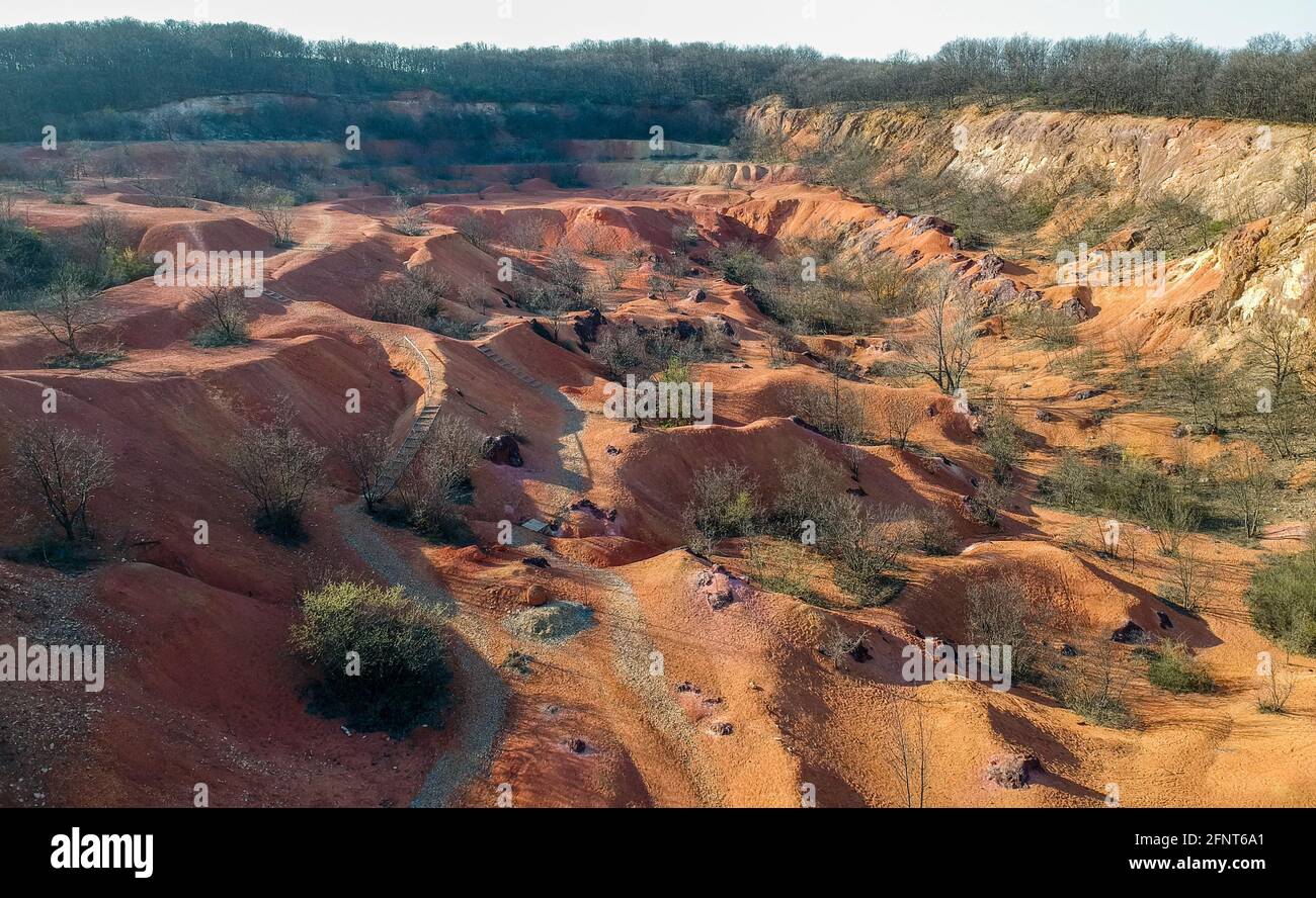 Bauxit-Mine, roh verwitterter Bauxit sedimentär Stockfoto