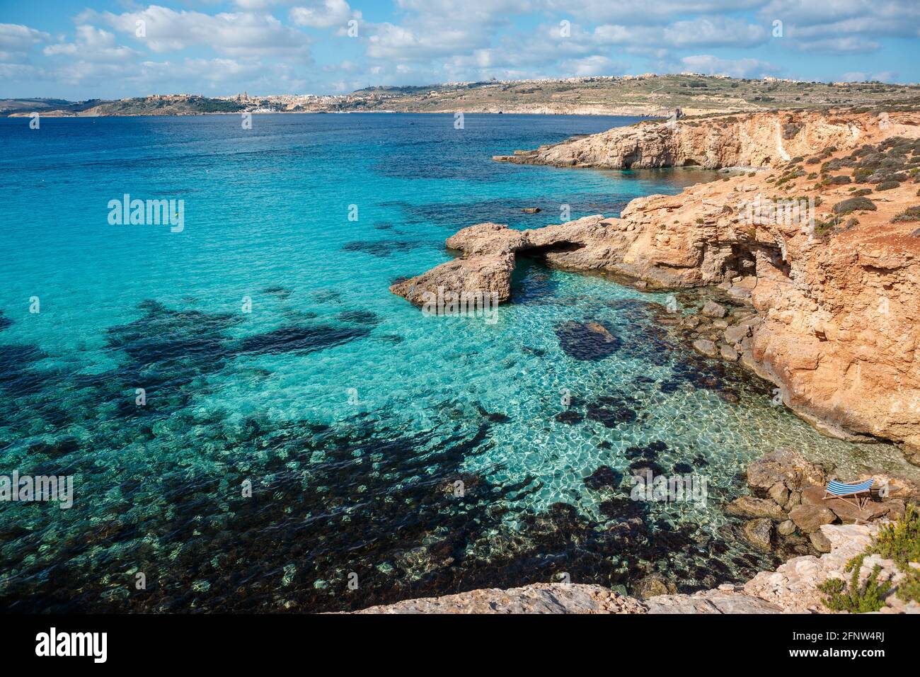 Die Blaue Lagune auf der Insel Comino. Idyllischer türkisfarbener Strand in Malta. Stockfoto