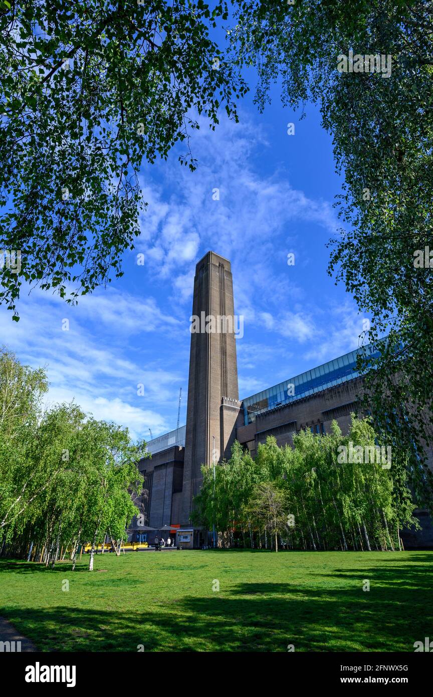 London, Großbritannien: Die Tate Modern Art Gallery im Bankside-Viertel von Southwark in London. Stockfoto