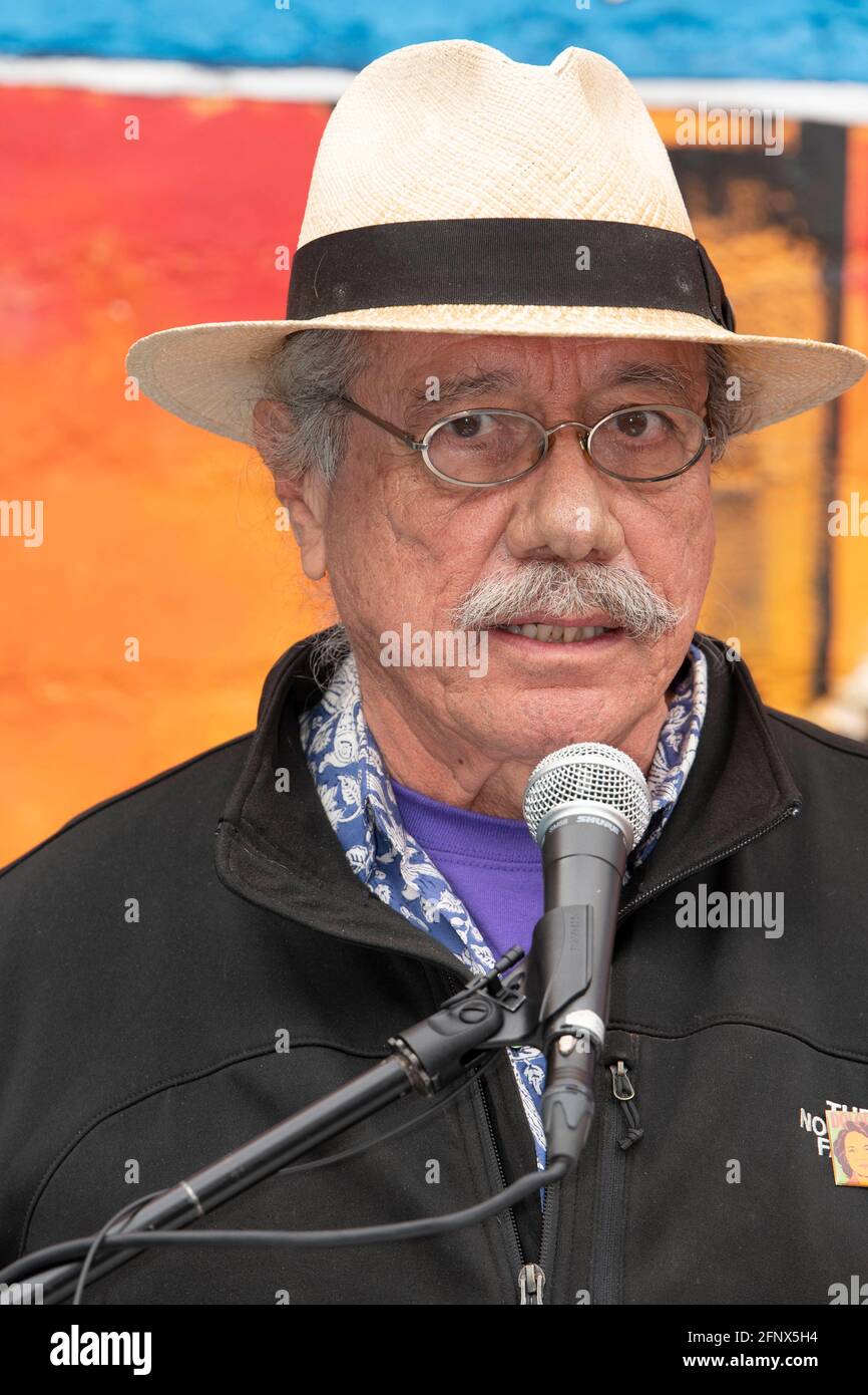 Los Angeles, Kalifornien, USA. Mai 2021. Edward James Olmos nimmt an der Pressekonferenz für den Senator Susan Rubio Senate Bill 805, 'Save the Performing Arts Act of 2021' im CASA 0101 Theatre, Los Angeles, CA am 19. Mai 2021 Teil.Quelle: Eugene Powers/Alamy Live News Stockfoto