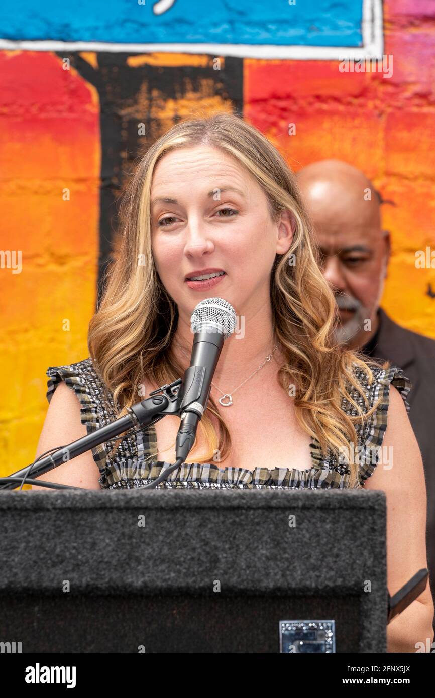 Los Angeles, Kalifornien, USA. Mai 2021. Vanessa Stewart nimmt am 19. Mai 2021 an der Pressekonferenz der Senatorin Susan Rubio, Senate Bill 805, „Save the Performing Arts Act of 2021“ im CASA 0101 Theatre, Los Angeles, CA Teil.Quelle: Eugene Powers/Alamy Live News Stockfoto