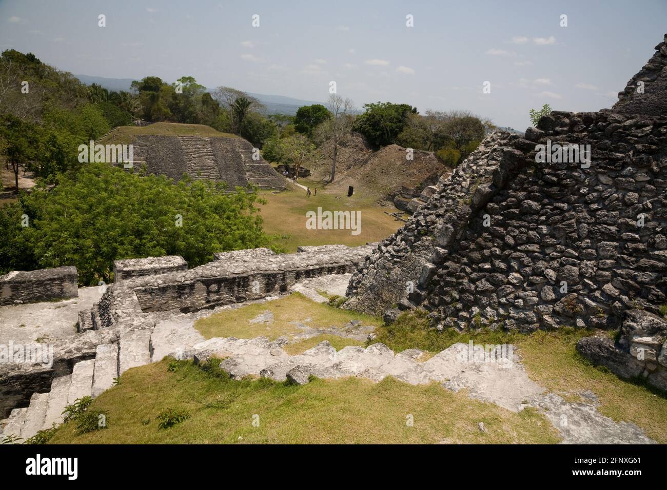 Die Maya-Ruinen von Xunantunich, die Steinjungfrau, oder Lady of the Rocks, benannt nach der Erscheinung einer Frau, die an der Stelle erschienen ist, in Stockfoto