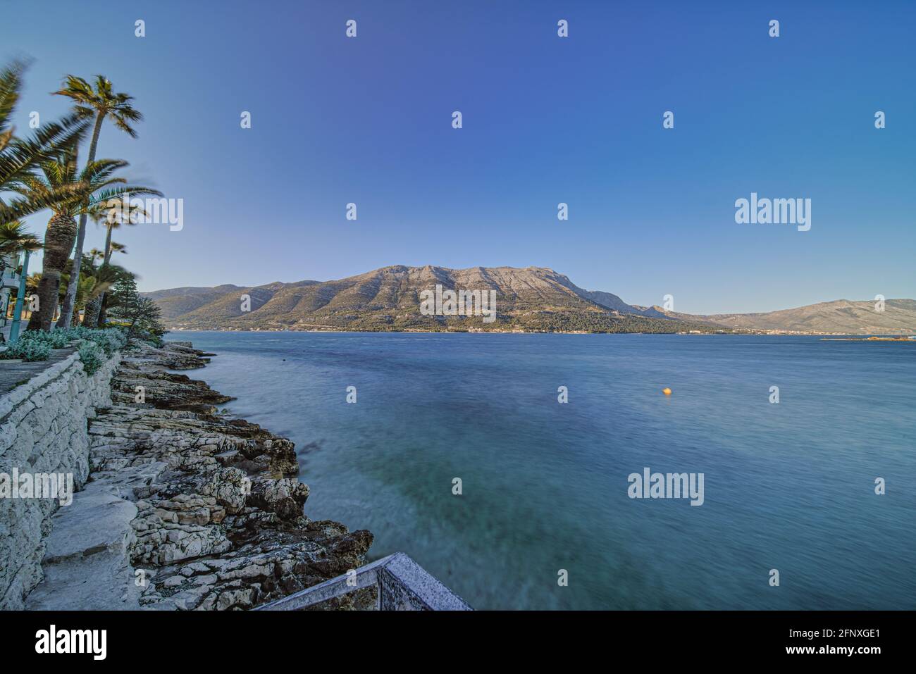 Weitwinkelaufnahme der Halbinsel Peljesac Stockfoto