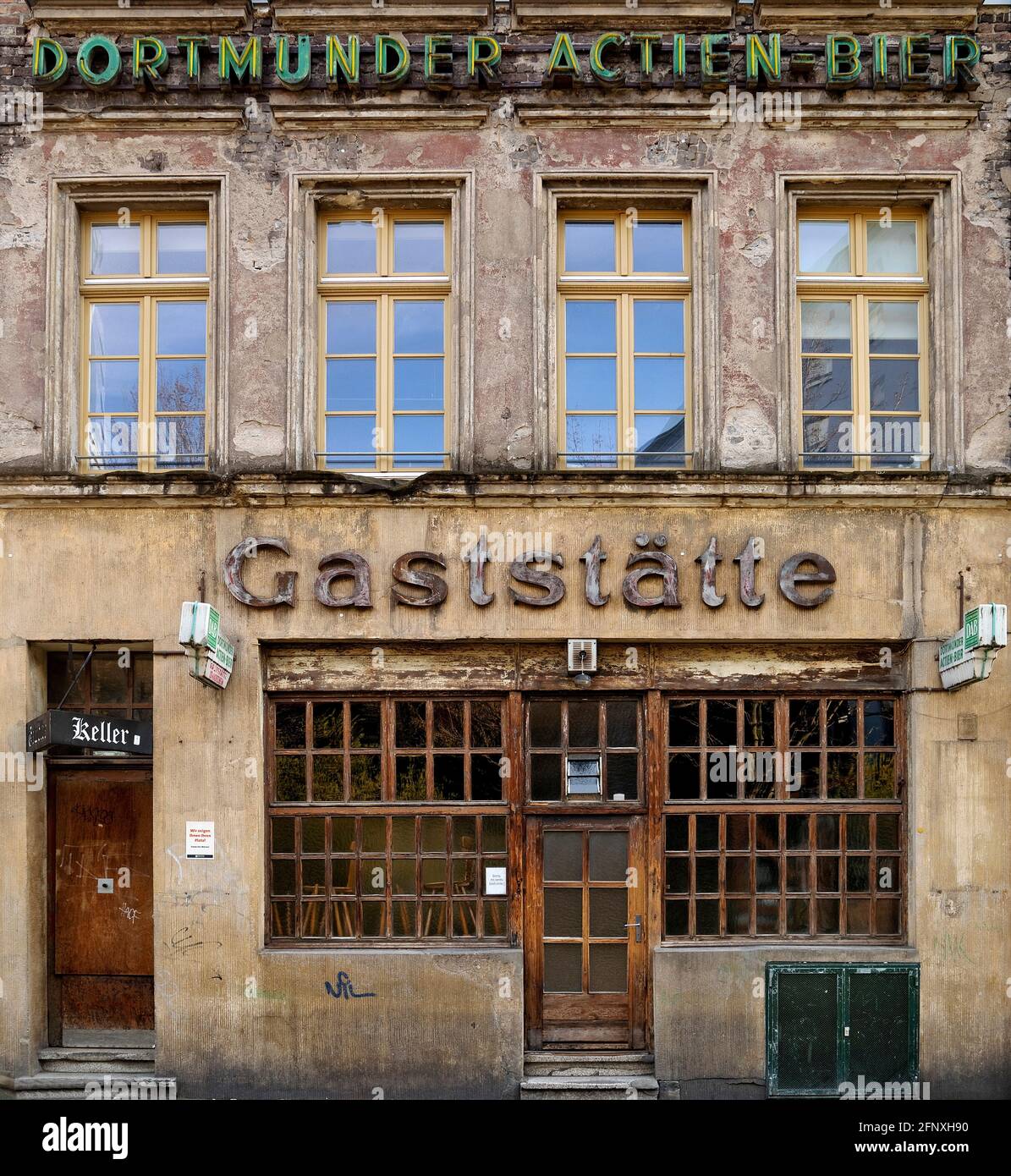 Restaurant Lommerzheim, auch bekannt als Lommi, Kölner Kultkneipe im Stadtteil Deutz, Deutschland, Nordrhein-Westfalen, Köln Stockfoto