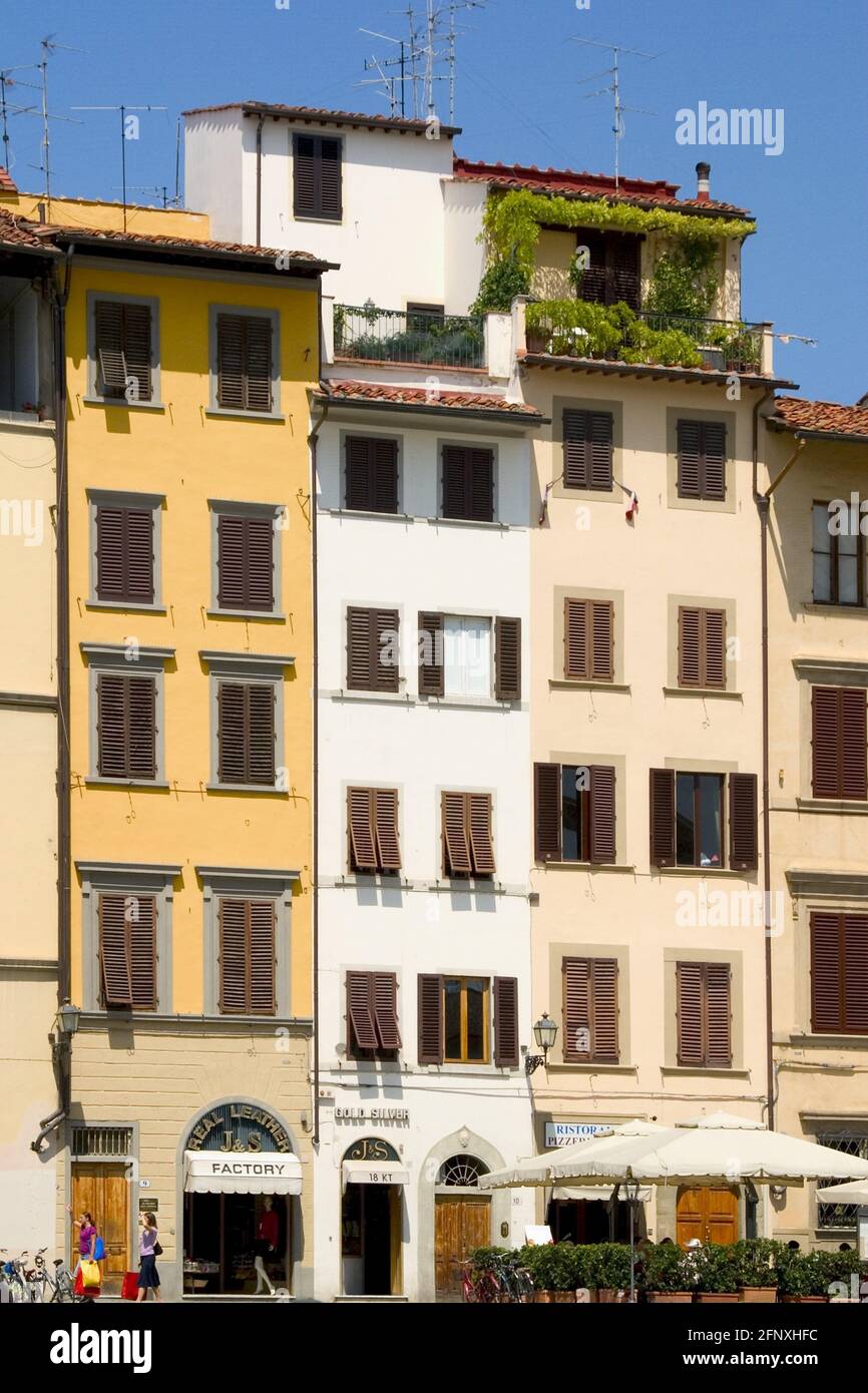 Reihe von Häusern in der Altstadt, Italien, Florenz Stockfoto