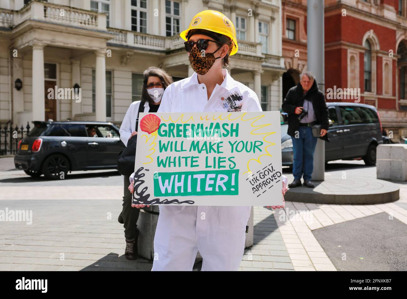 London, Großbritannien. 19 Mai 2021. Extinction Rebellion Protest gegen Shell Sponsoring unserer Future Planet Ausstellung im Science Museum. Quelle: Waldemar Sikora Stockfoto