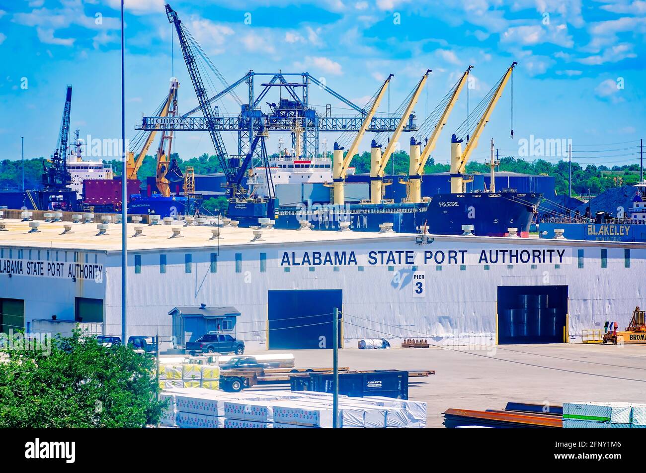 Die Alabama State Docks sind im Hafen von Mobile, 14. Mai 2021, in Mobile, Alabama, abgebildet. Stockfoto
