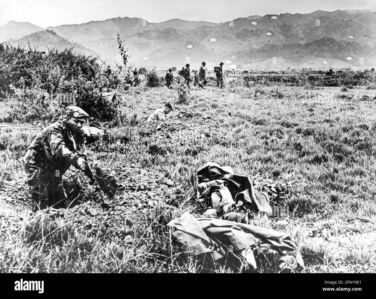 Geographie/Reisen, Vietnam, Vietnam, Krieg 1954, ZUSÄTZLICHE-RIGHTS-CLEARANCE-INFO-NOT-AVAILABLE Stockfoto