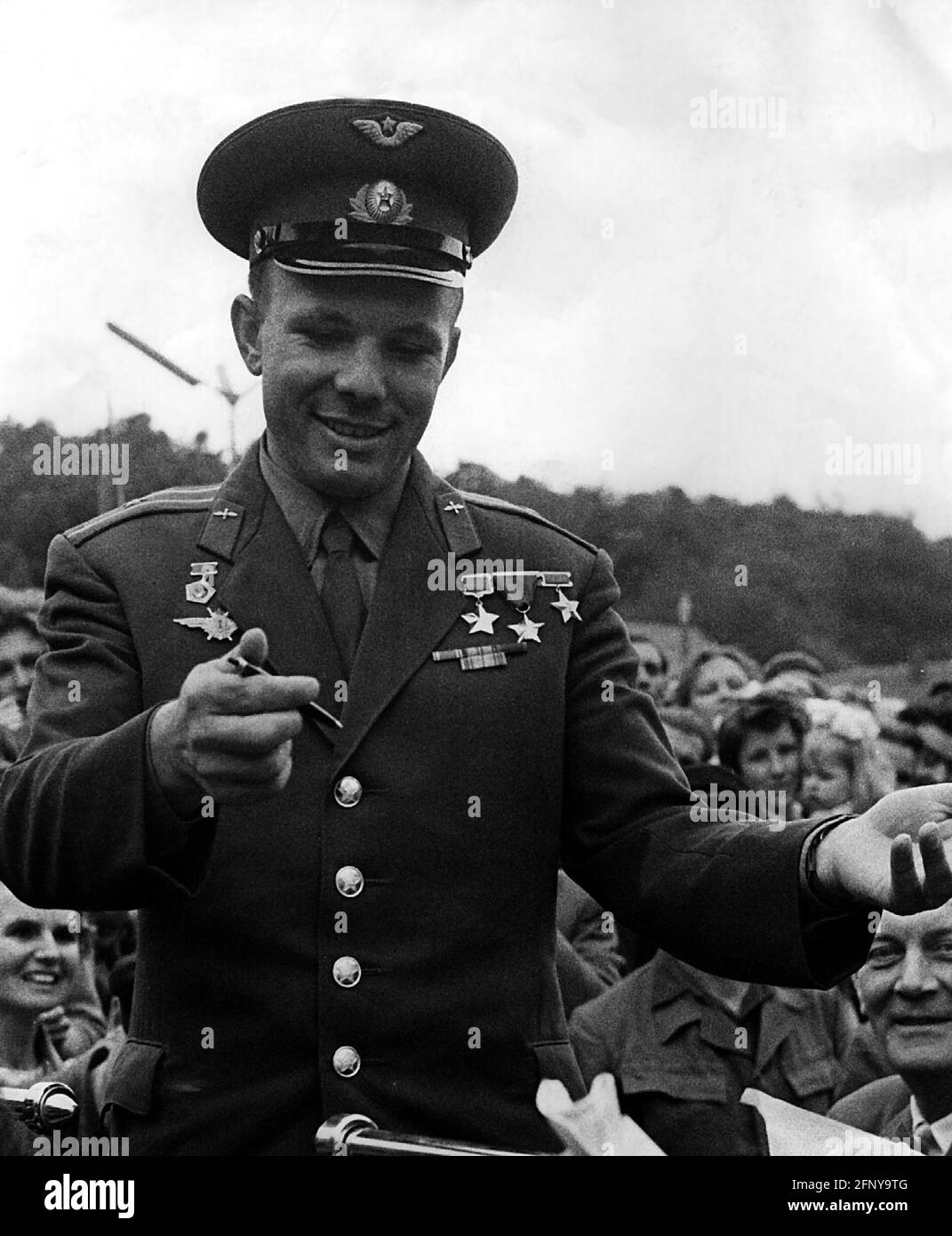 Gagarin, Juri, 9.3.1934 - 27.3.1968, sowjetischer Raumfahrer (Kosmonauten), halbe Länge, 1960, ZUSÄTZLICHE-RIGHTS-CLEARANCE-INFO-NOT-AVAILABLE Stockfoto