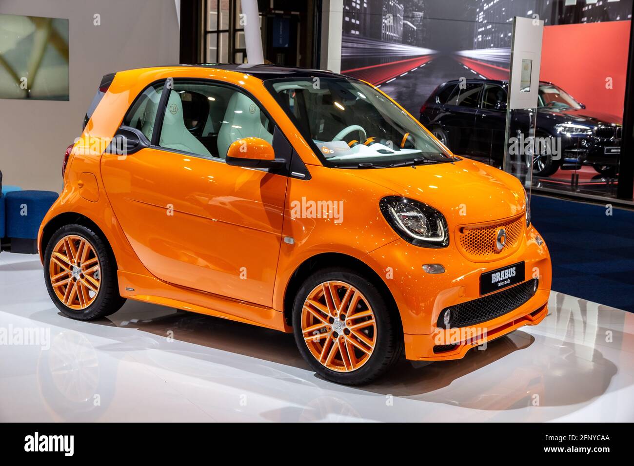 BRABUS Smart Tailor Made Car auf der Automobilmesse in Brüssel Expo Autosalon. Belgien - 12. Januar 2016 Stockfoto