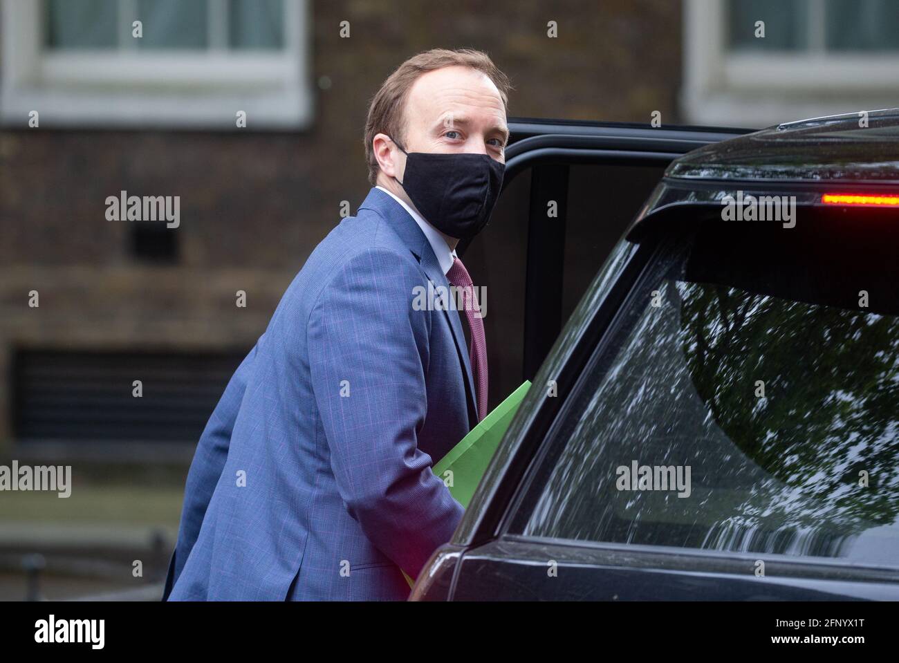London, Großbritannien. Mai 2021. Gesundheitsminister Matt Hancock verlässt nach einem Treffen die Nummer 10. Kredit: Mark Thomas/Alamy Live Nachrichten Stockfoto