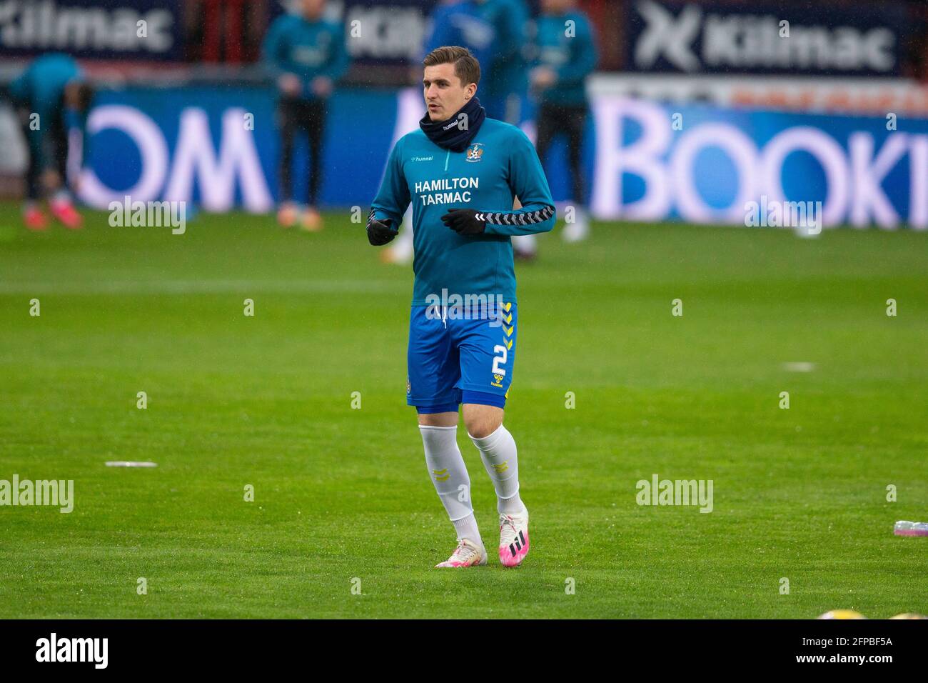 Dens Park, Dundee, Großbritannien. Mai 2021. Scottish Championship Football, Premiership Playoff, Dundee FC gegen Kilmarnock; Aaron McGowan von Kilmarnock während des Warm-Up vor dem Spiel Credit: Action Plus Sports/Alamy Live News Stockfoto