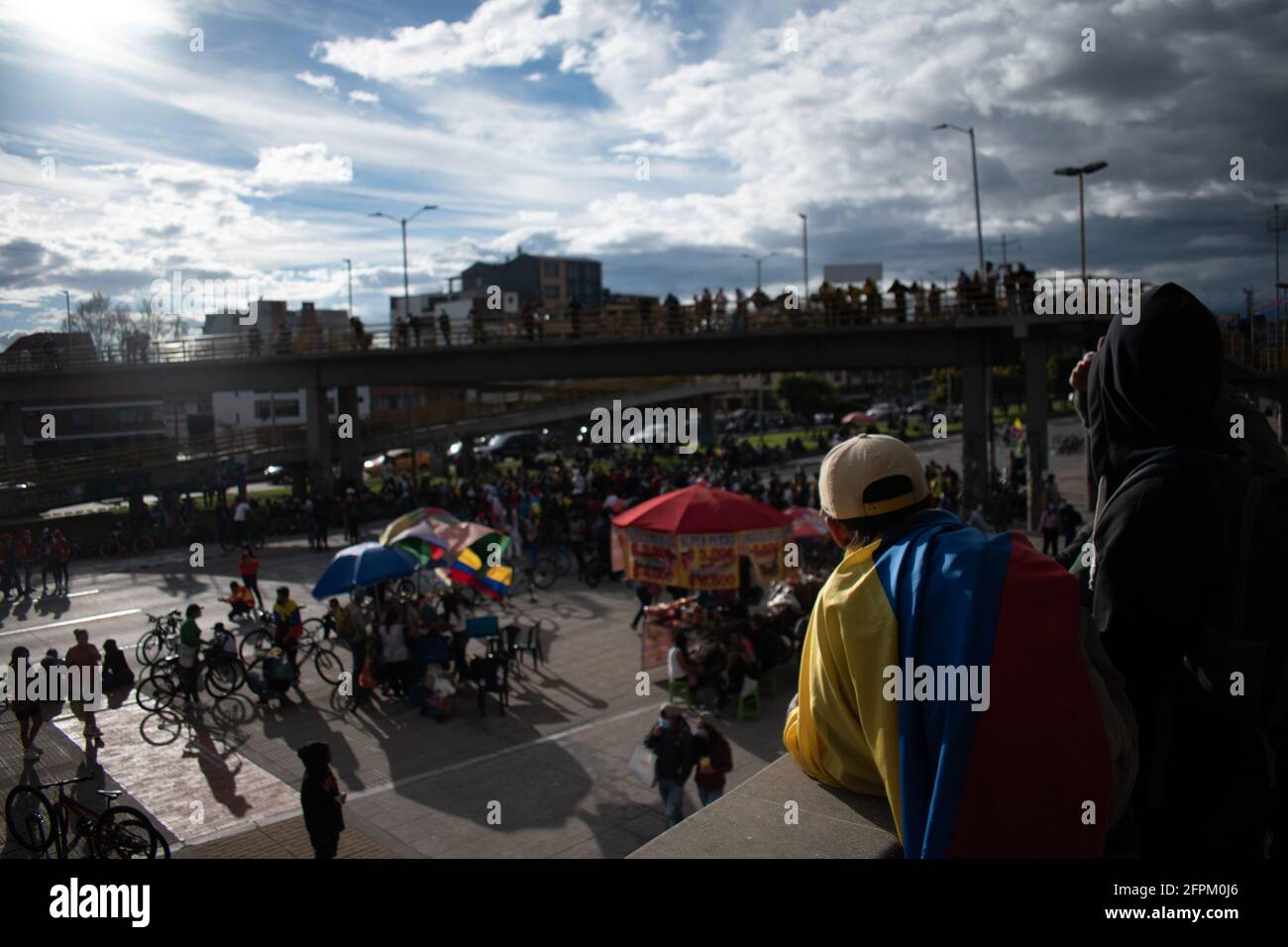 Die Demonstrationen In Bogota Nehmen Am 20 Mai 2021 Im Rahmen Eines Nationalen Streiks In Kolumbien Gegen Die Steuerreform Und Die Regierung Von Ivan Duque Zu Stockfotografie Alamy