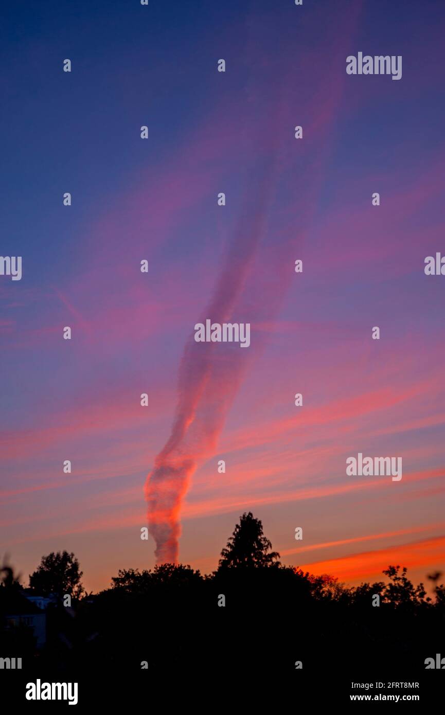 Wolken bei Sonnenuntergang Gravesend kent Stockfoto