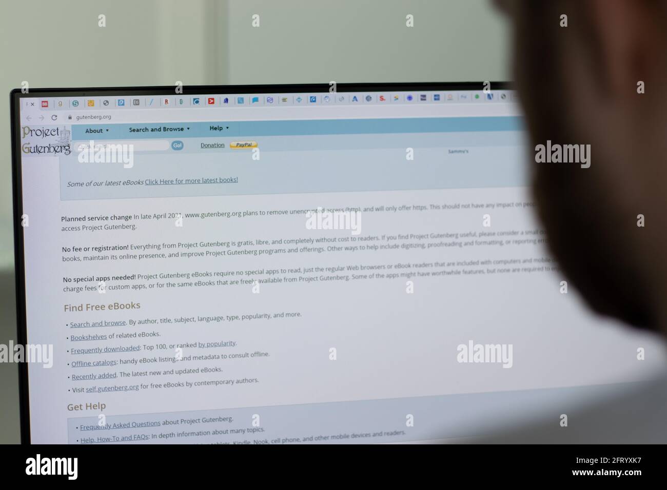 New York, USA - 1. Mai 2021: Project Gutenberg-Unternehmenswebsite auf dem Bildschirm, illustrative redaktionelle Verwendung Stockfoto