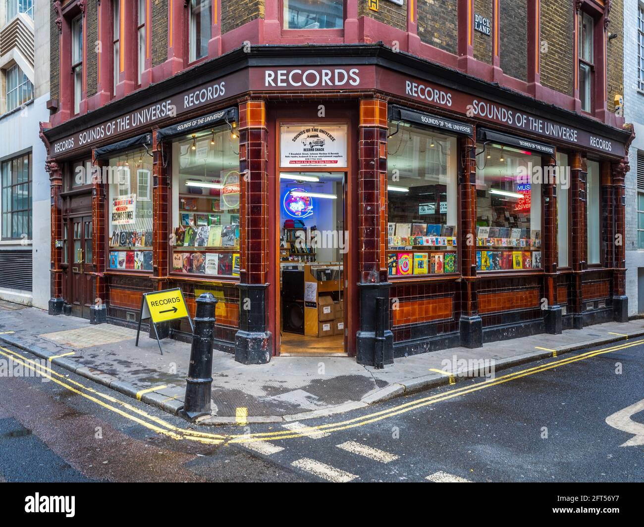 London Soho Record Shop Shop-Sounds des Universums Record Shop in Broadwick Street in Londons Soho Entertainment District Stockfoto