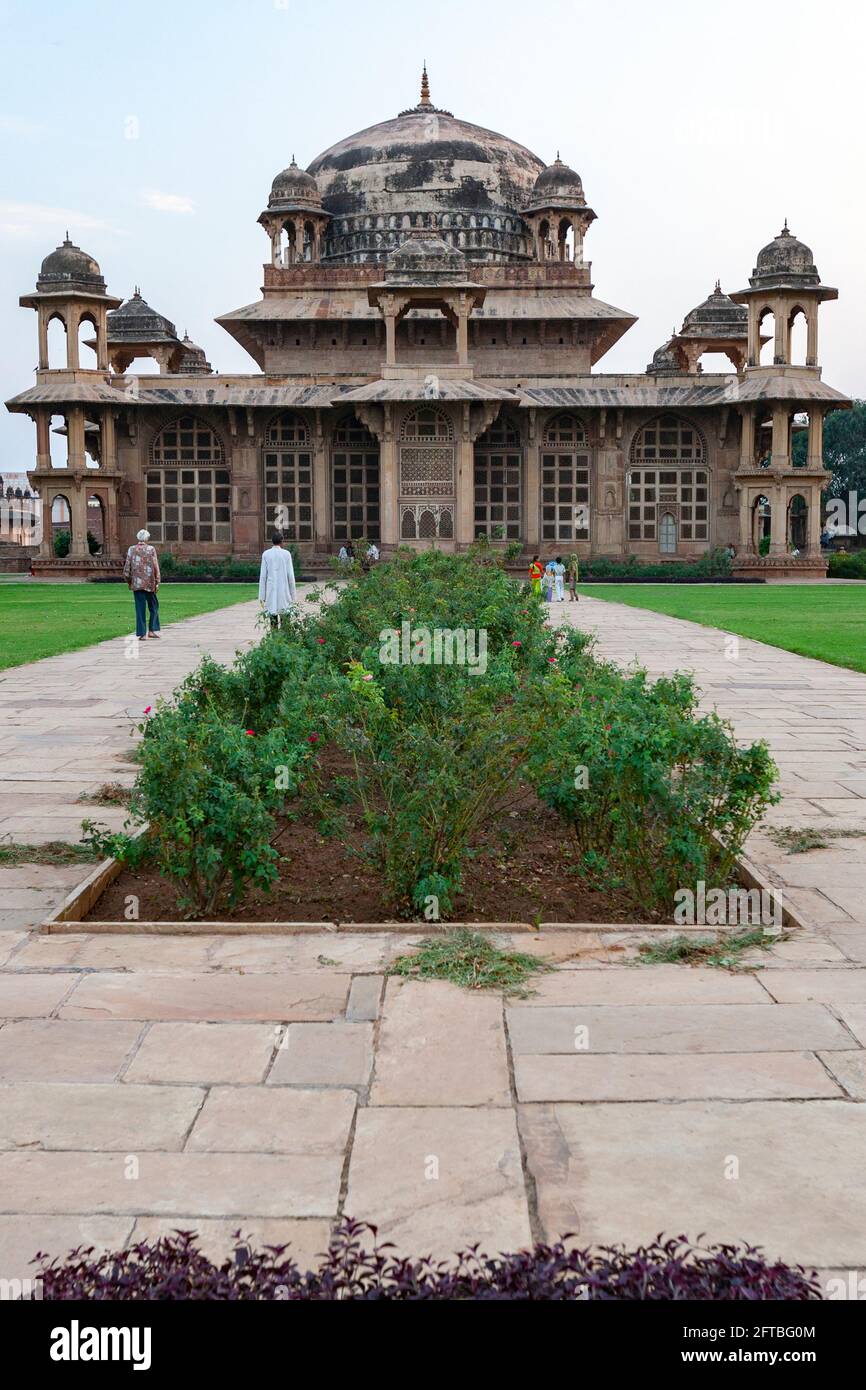 Die Tansen ka Muqbara oder das Grab von Tansen in Gwalior in der Region Madhya Pradesh in Indien. Es ist das Mausoleum des Vaters von Hindustani klassischen m Stockfoto