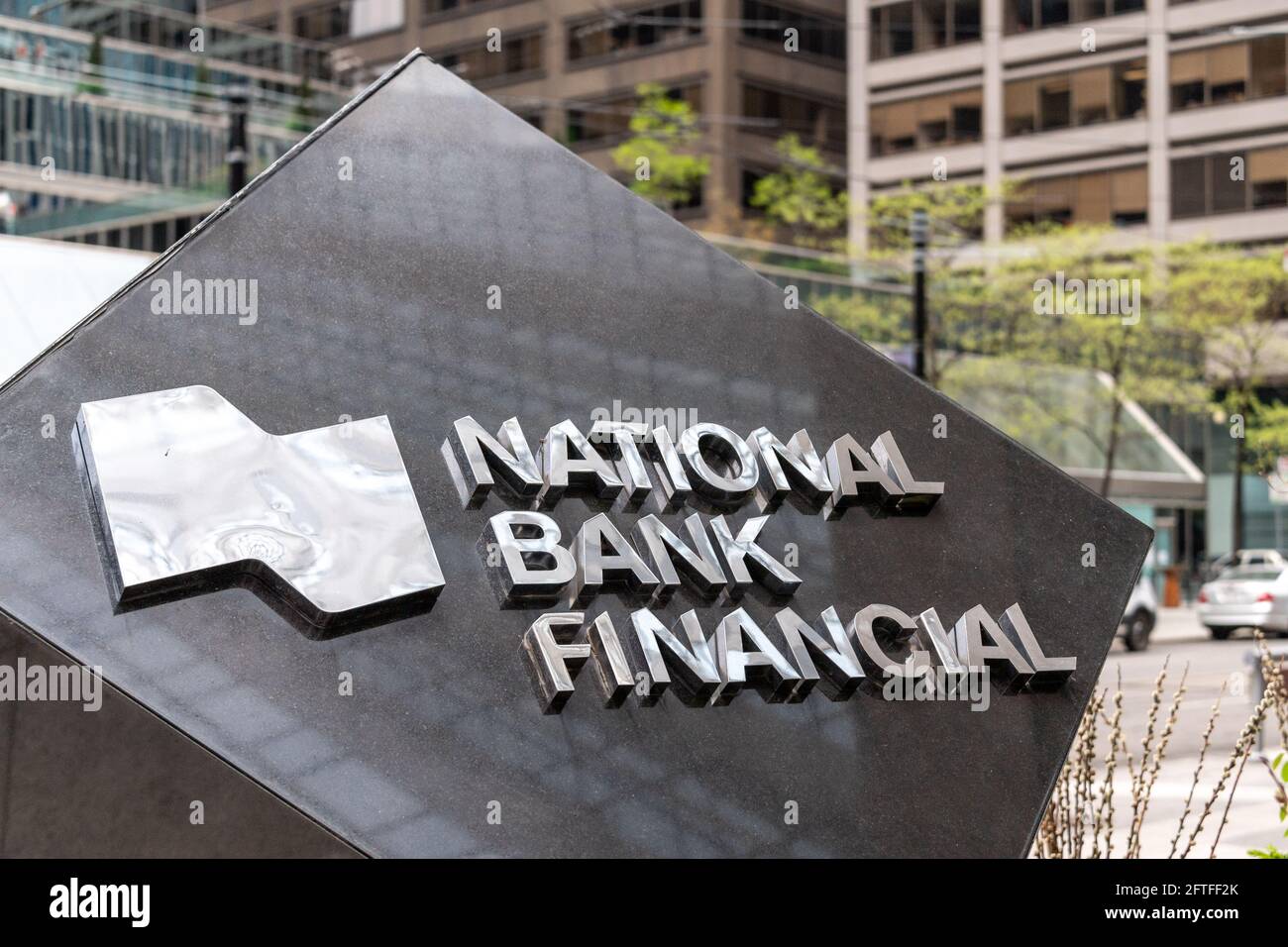 Unterschreiben Sie für die National Bank Financial in der King Street in der Innenstadt von Toronto, Kanada Stockfoto