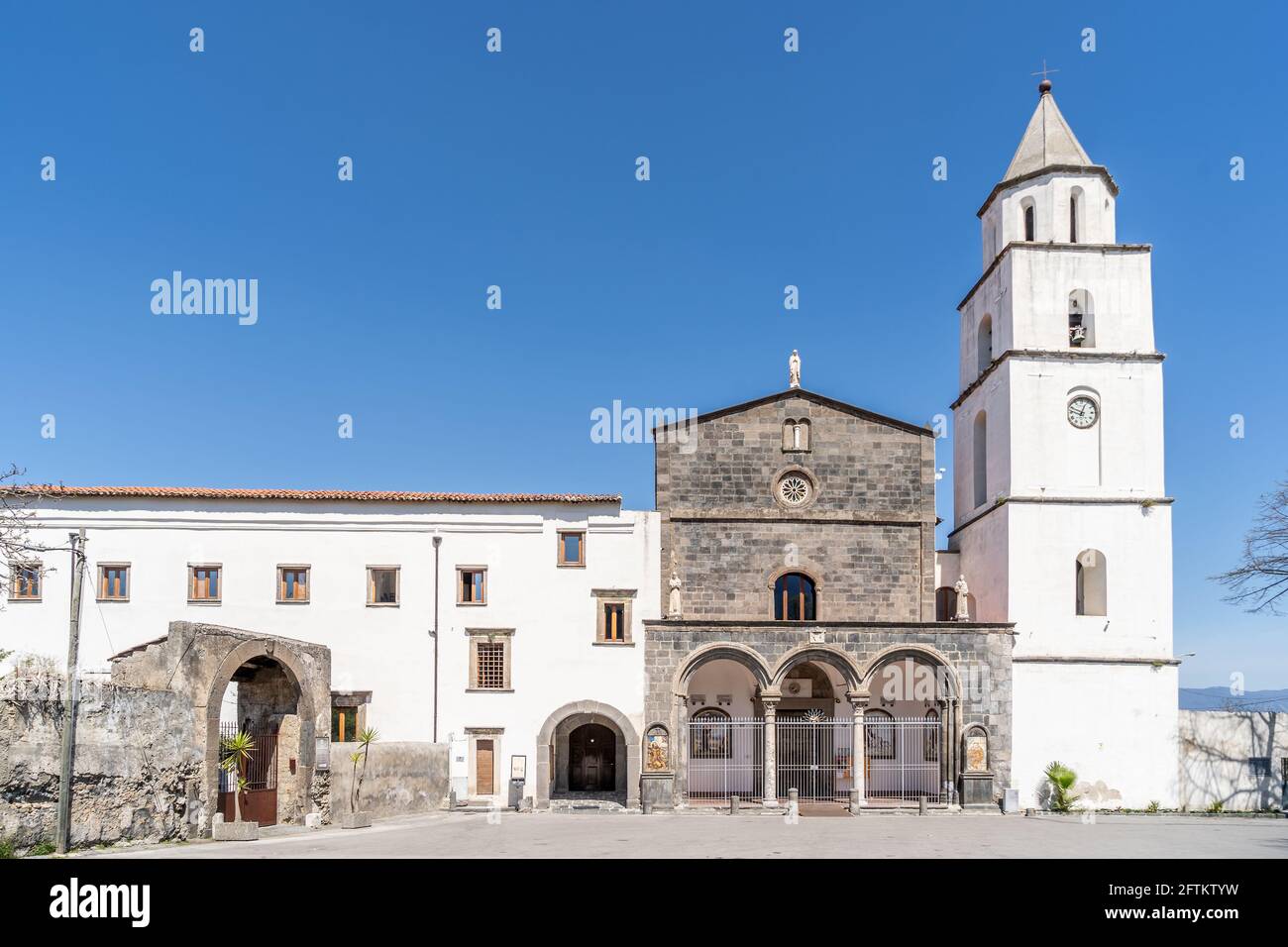 Franziskanerkomplex der Kirche Santa Maria del Pozzo in Somma Vesuviana