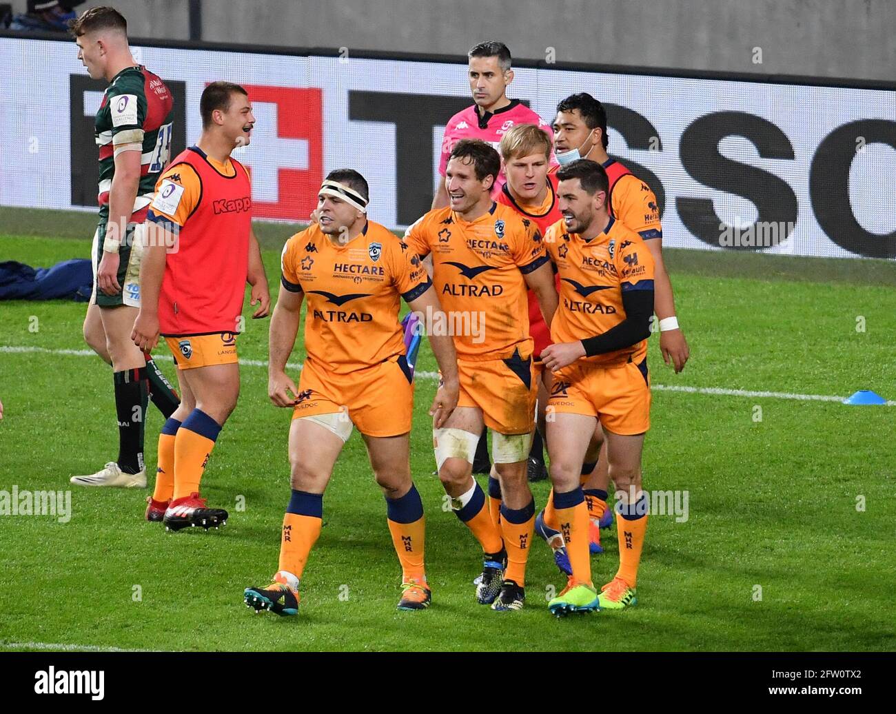 Twickenham Stadium, England, Großbritannien. Mai 2021. Johan Goosen aus Montpellier feiert den zweiten Versuch seiner Seite beim Finale des European Challenge Cup zwischen Leicester Tigers und Montpelier: Kredit: Ashley Western/Alamy Live News Stockfoto