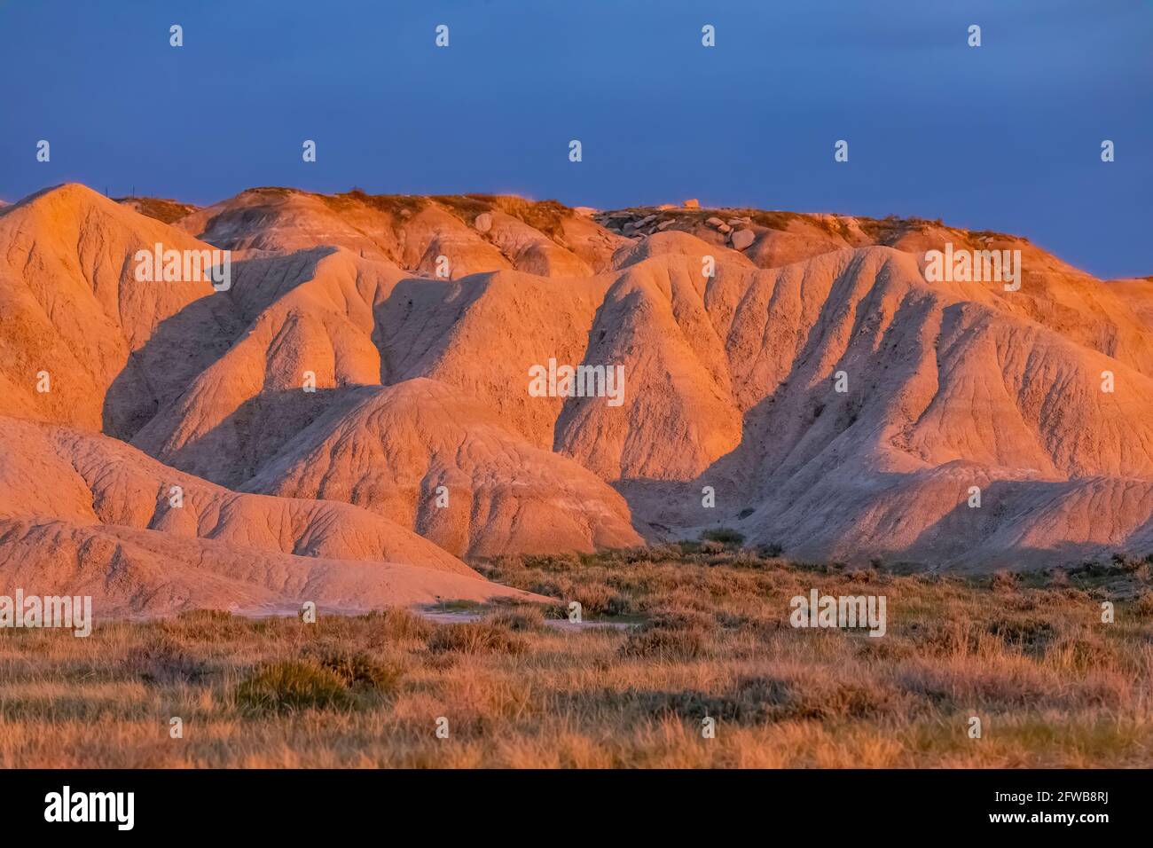 Sonnenaufgang über den Formationen des Toadstool Geologic Park, Oglala National Grassland, Nebraska, USA Stockfoto