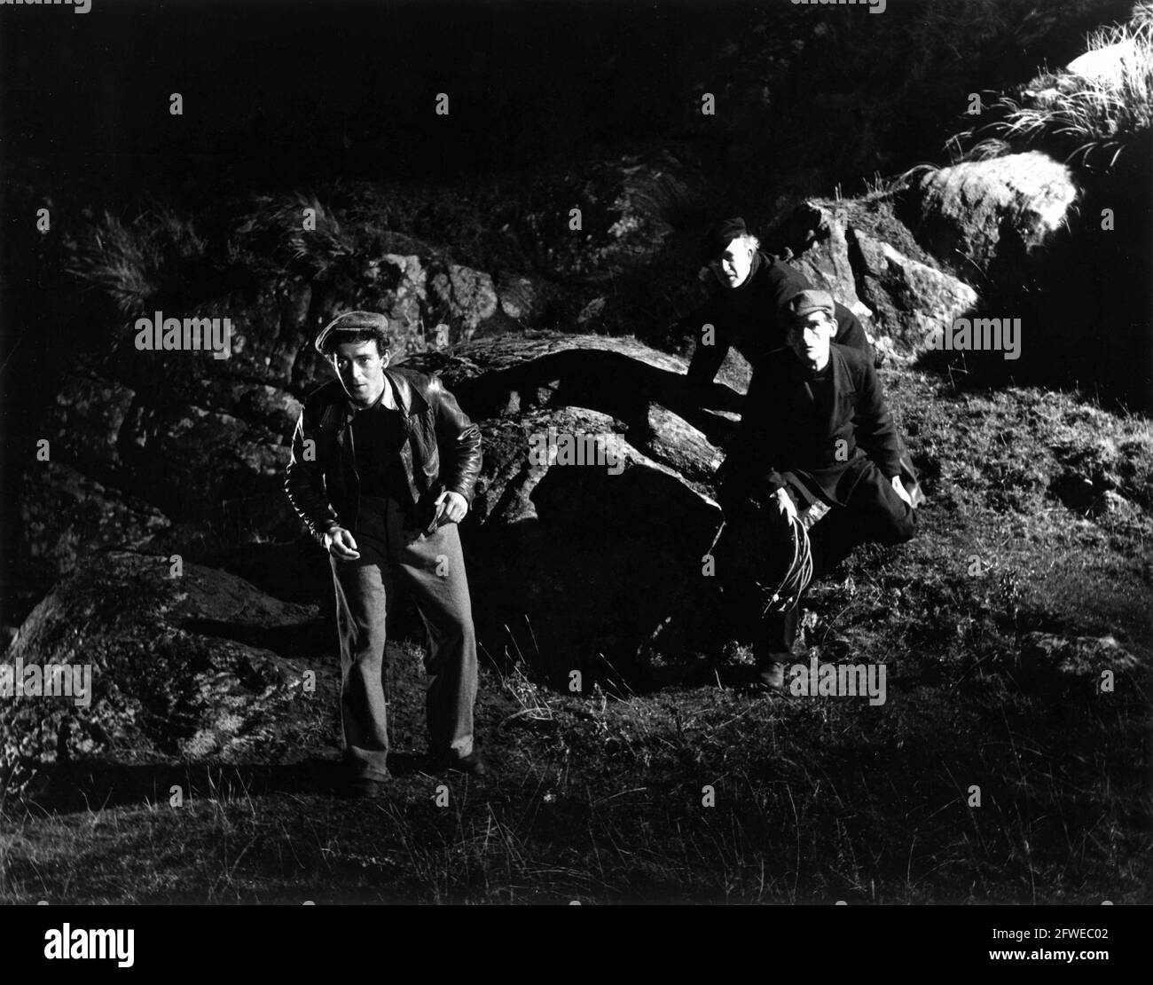 JOHN GREGSON MORLAND GRAHAM UND DUNCAN MACRAE IN WHISKY IN HÜLLE UND FÜLLE ! 1949 Regisseur ALEXANDER MACKENDRICK Roman Compton Mackenzie Drehbuch Compton Mackenzie und Angus MacPhail Produzent Michael Balcon an Ealing Studios Production / General Film Distributors (GFD) Stockfoto