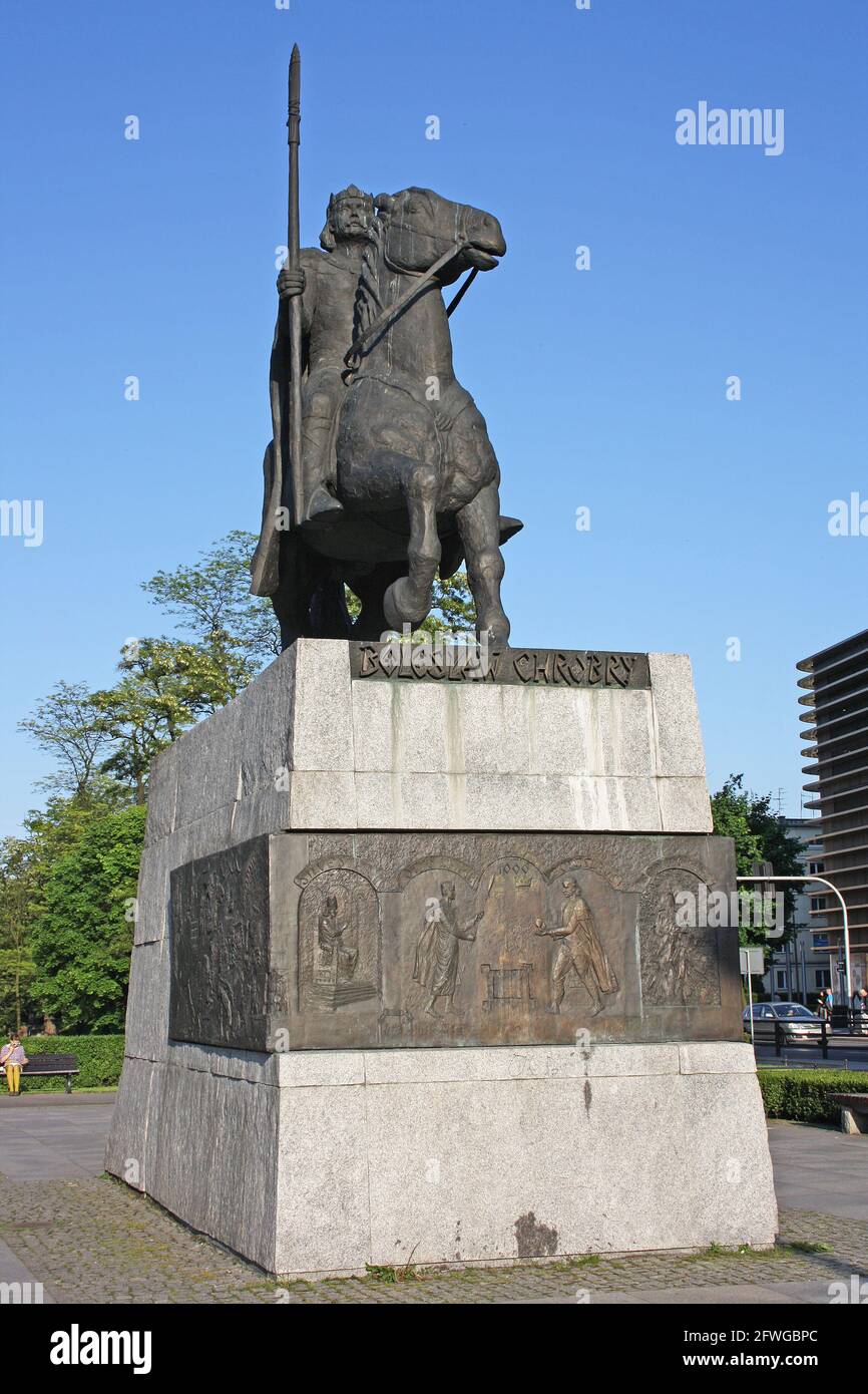 Bronzestatue des Boleslaw Chrobry (967-1025), Herzog von Polen von 992 bis 1025 der erste gekrönte polnische König, Boleslaw der Tapfere Stockfoto
