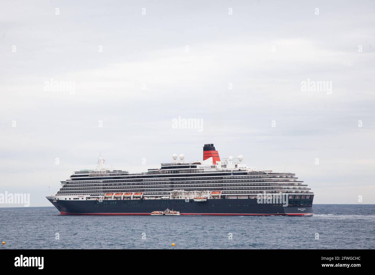 Queen Victoria Schiff vor Monaco, an der französischen riviera. Stockfoto
