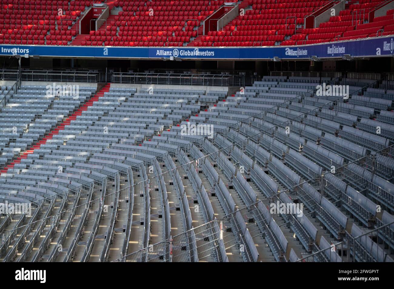 Allianz arena leer Fotos und Bildmaterial in hoher Auflösung Alamy