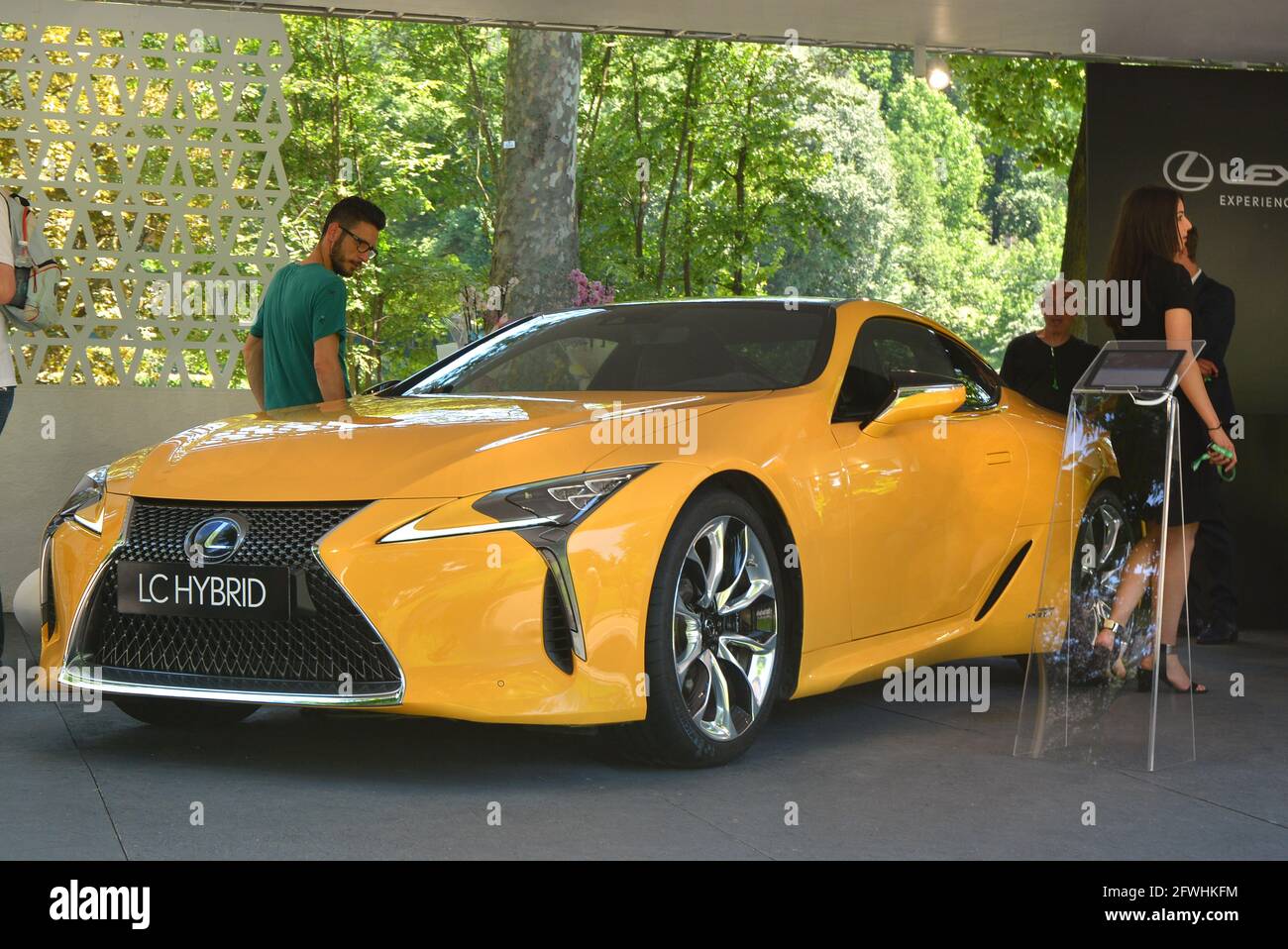 Turin, Piemont, Italien. -06/09/2018 - Die jährliche "Turiner Salon' (Salone Internazionale dell'Auto) an der Valentino Park und das Schloss. Stockfoto