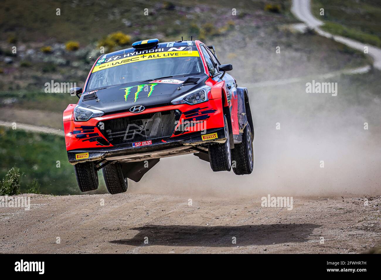 Matosinhos, Portugal. Mai 2021. 30 Oliver SOLBERG (SWE), Aaron JOHNSTON (IRL), HYUNDAI MOTORSPORT N HYUNDAI i20, RC2 Rally2, Aktion während der Rallye Portugal 2021, 4. Lauf der FIA WRC 2021, FIA World Rally Championship, vom 20. Bis 23. Mai 2021 in Matosinhos, Portugal - Foto Paulo Maria / DPPI Kredit: DPPI Media/Alamy Live News Stockfoto